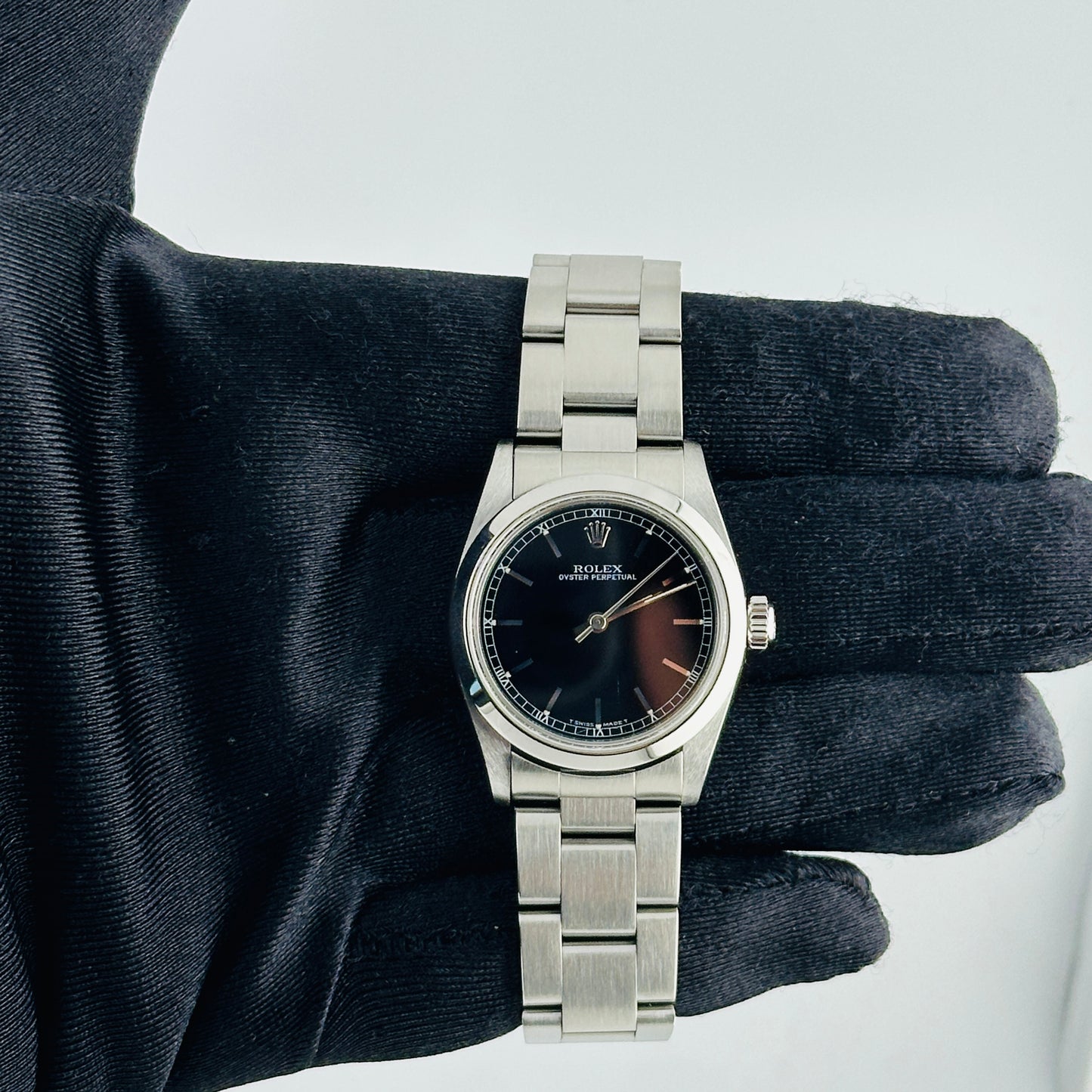 Rolex Oyster Perpetual Black Dial on Oyster Ref. 67480 1997 — view 2