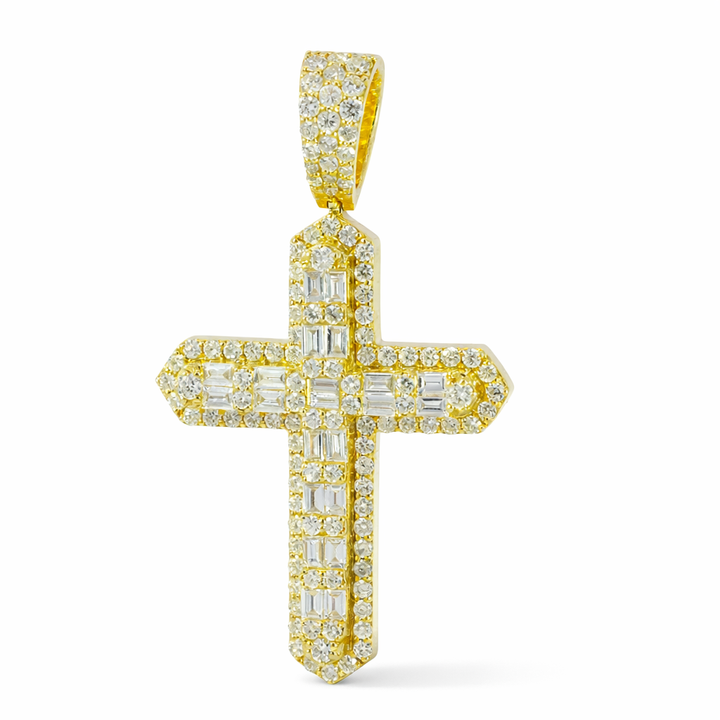 Colgante de cruz de oro amarillo de 14K con diamantes de 3.65 CT