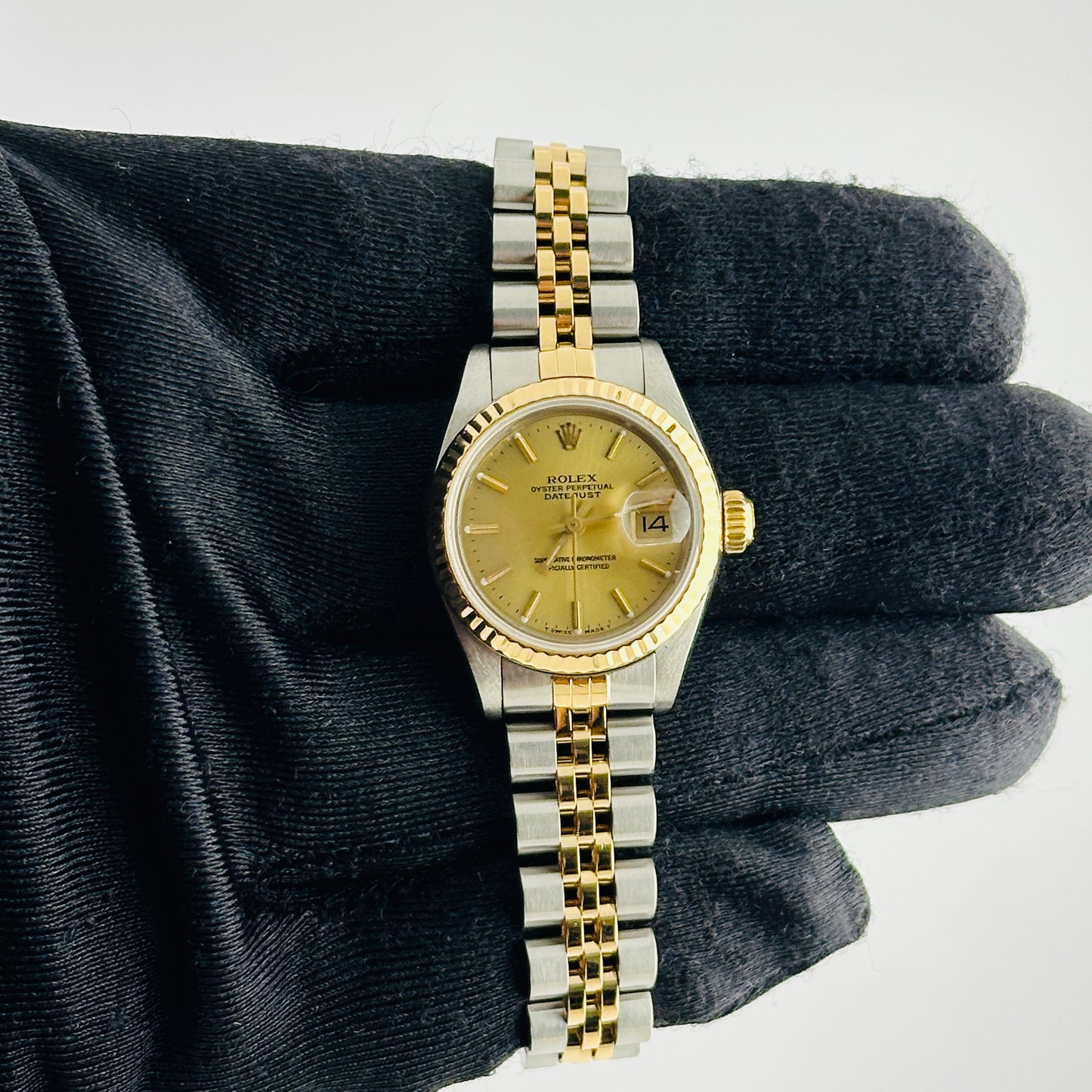 Rolex Datejust Lady Champagne Stick Dial on D Link Jubilee Ref. 69173 1984 — view 2