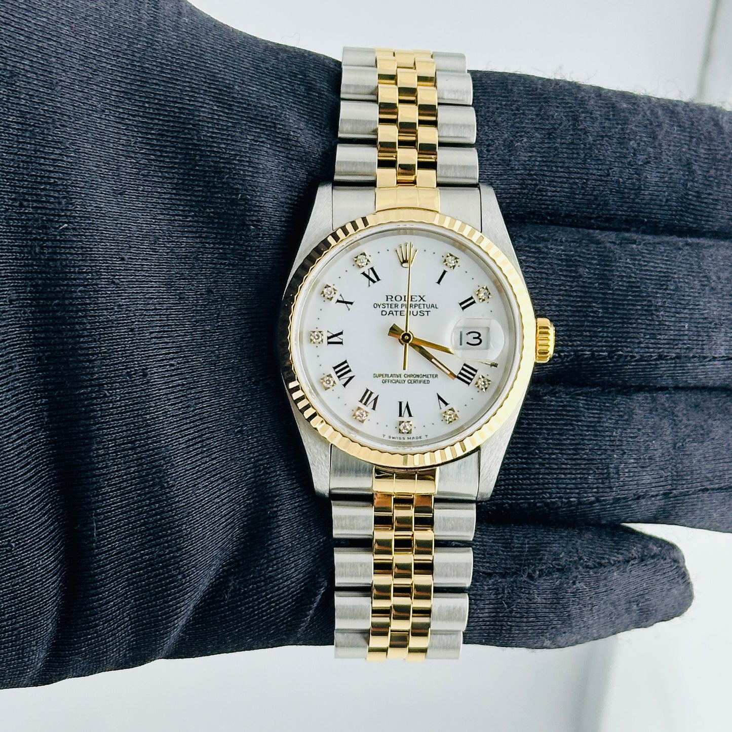 Rolex Datejust White Roman 10 Diamonds Dial on Jubilee Ref. 16233G 1991 — view 2