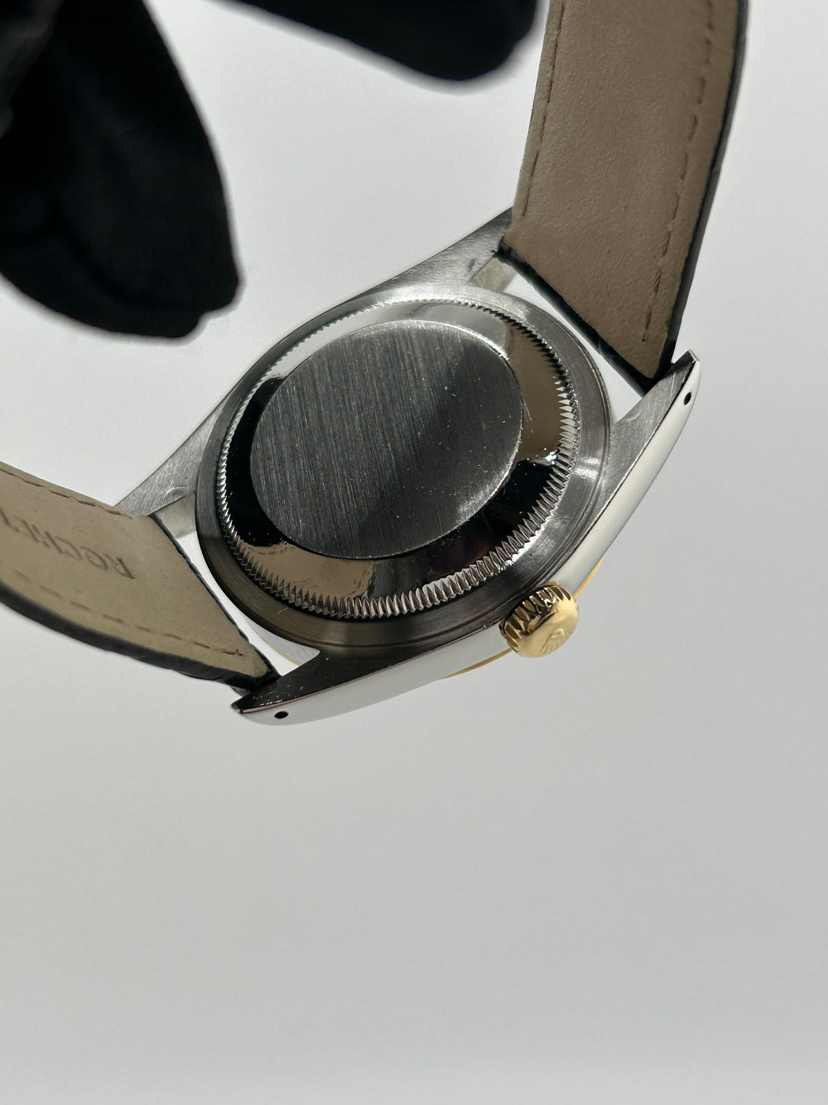 Rolex Datejust 36 Champagne Diamond Dial on Generic Black Leather Strap Ref. 16233 1989 — view 7