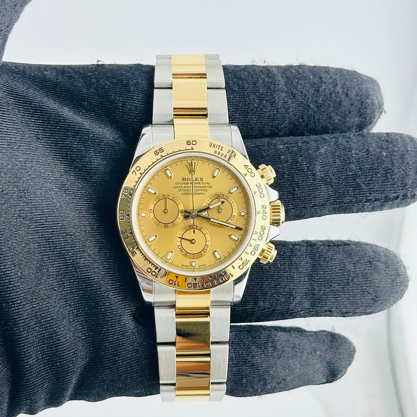 Rolex Daytona Champagne Index Dial on Oyster Bracelet Ref. 116503 2017 — view 2