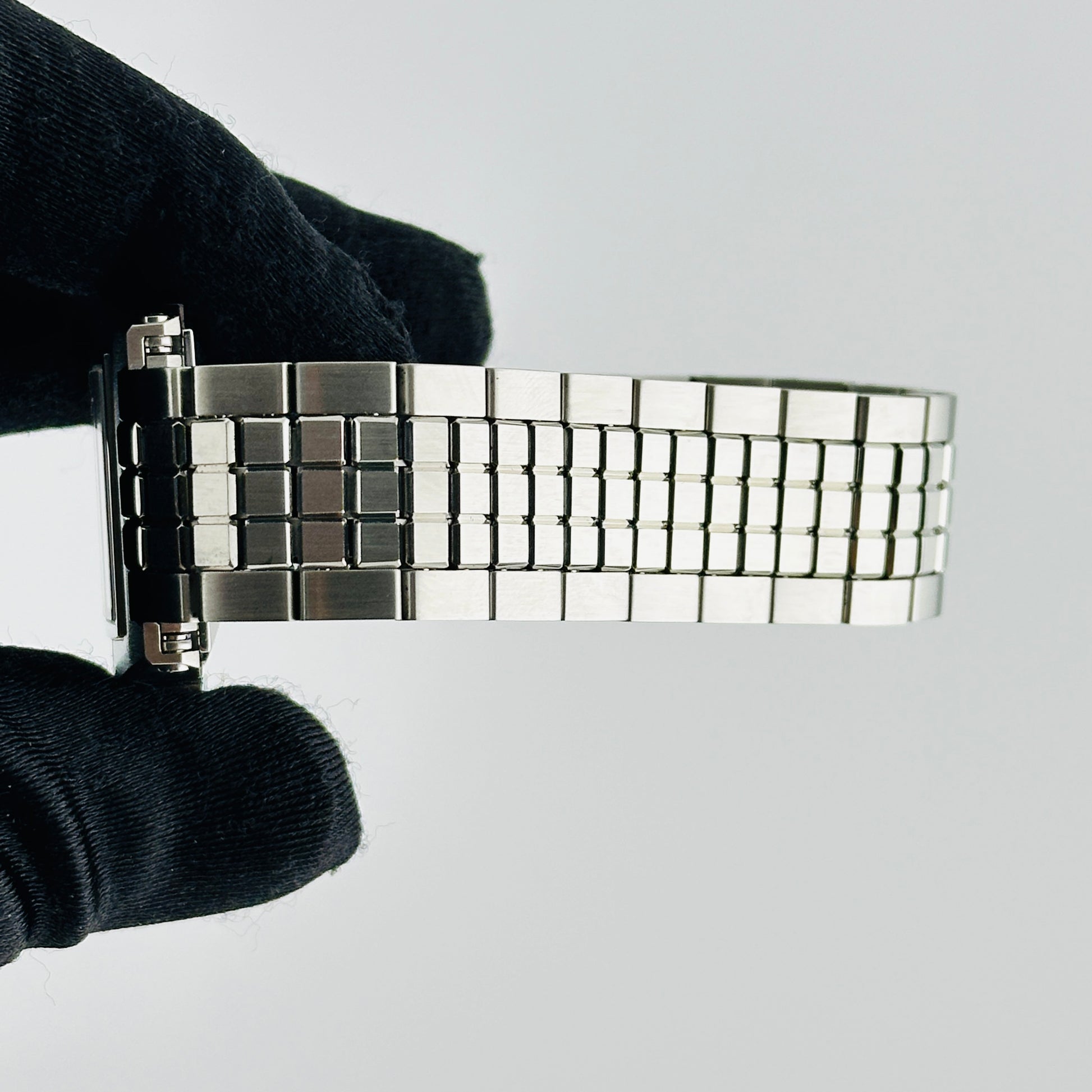 Piaget Upstream Silver Arabic Dial on Stainless Steel Bracelet Ref. 27050 / P10023 — view 7