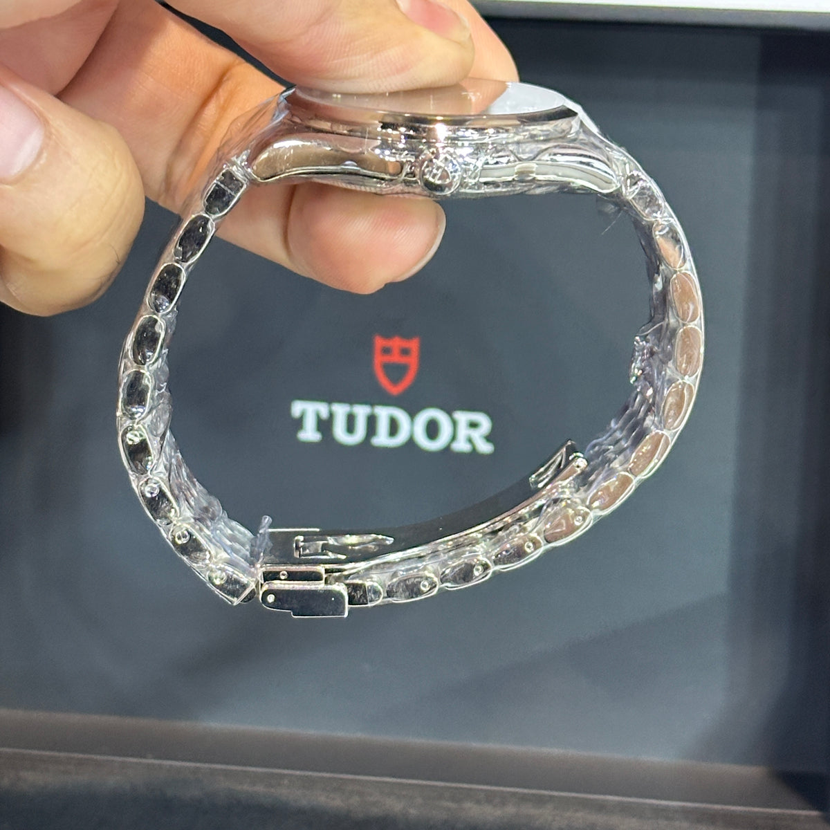 Tudor 1926 Luna Blue 5 Arabic Numerals Dial on Stainless Steel Bracelet Ref. M91560-0002 Complete 2026 — view 6