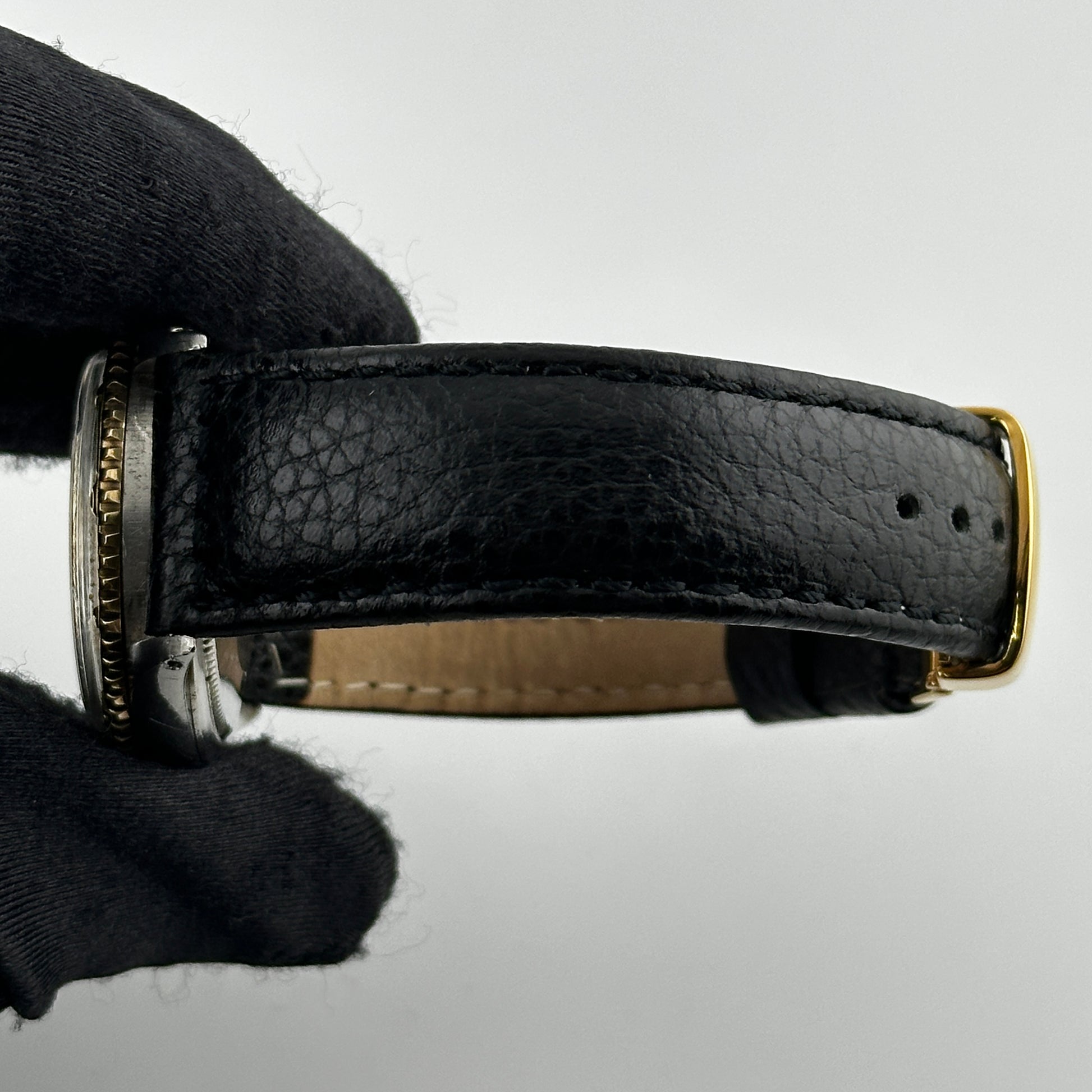 Rolex Datejust Champagne Stick Dial on Am Leather Ref. 1625 1972 — view 3