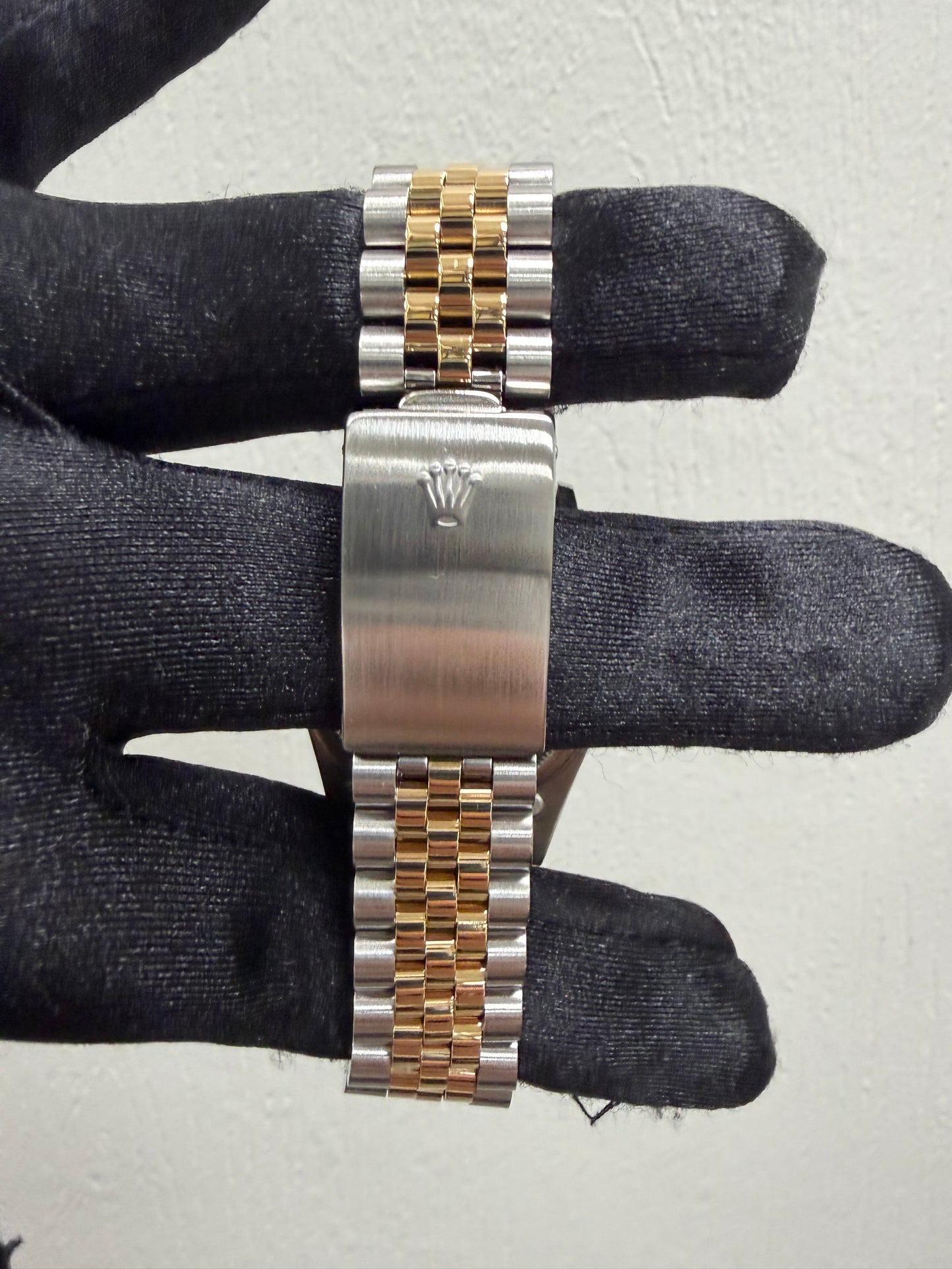 Rolex Datejust Gold Anniversary Diamond Dial Dial on Jubilee Ref. 16233G 1995 — view 3