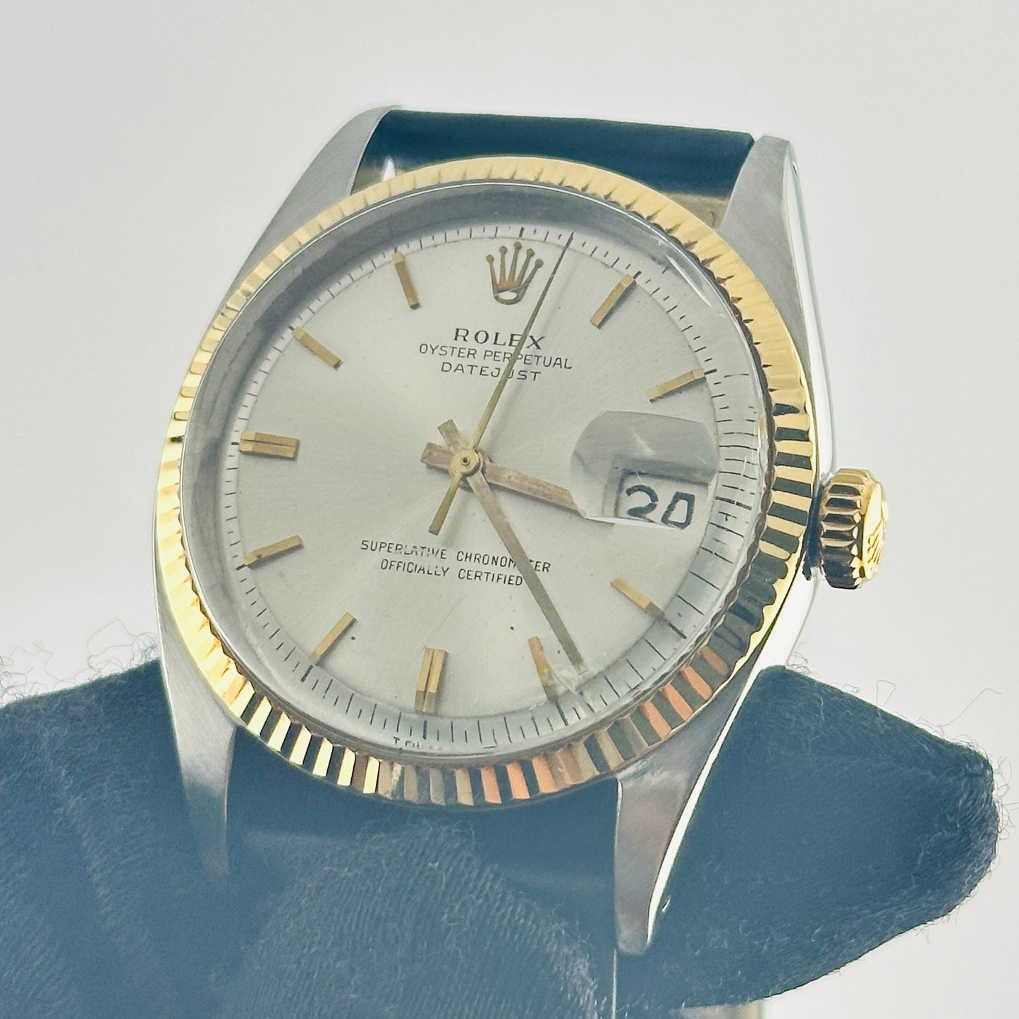 Rolex Datejust Silver / Gold Stick Dial on Generic Leather Band Ref. 1601/3 1966 — view 2