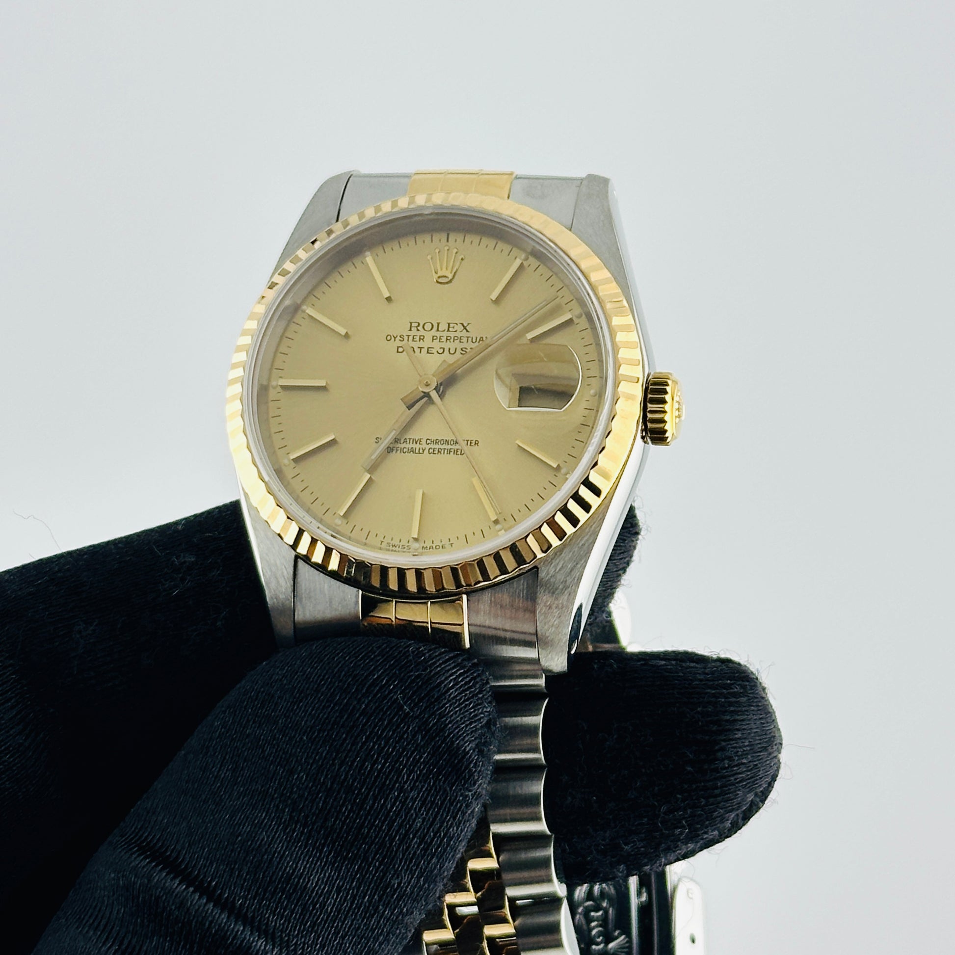 Rolex Datejust Champagne Stick Dial on D Link Jubilee Ref. 16233 1991 — view 3