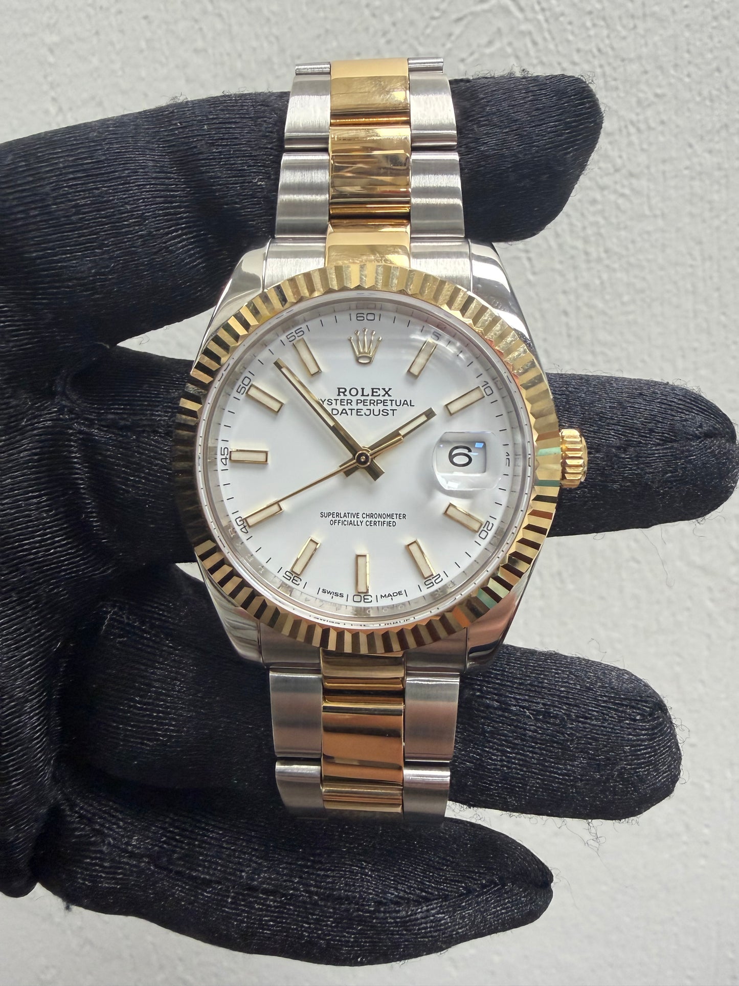 Rolex Datejust 41 White Index Dial on Oyster Ref. 126333 Card 2016 — view 2