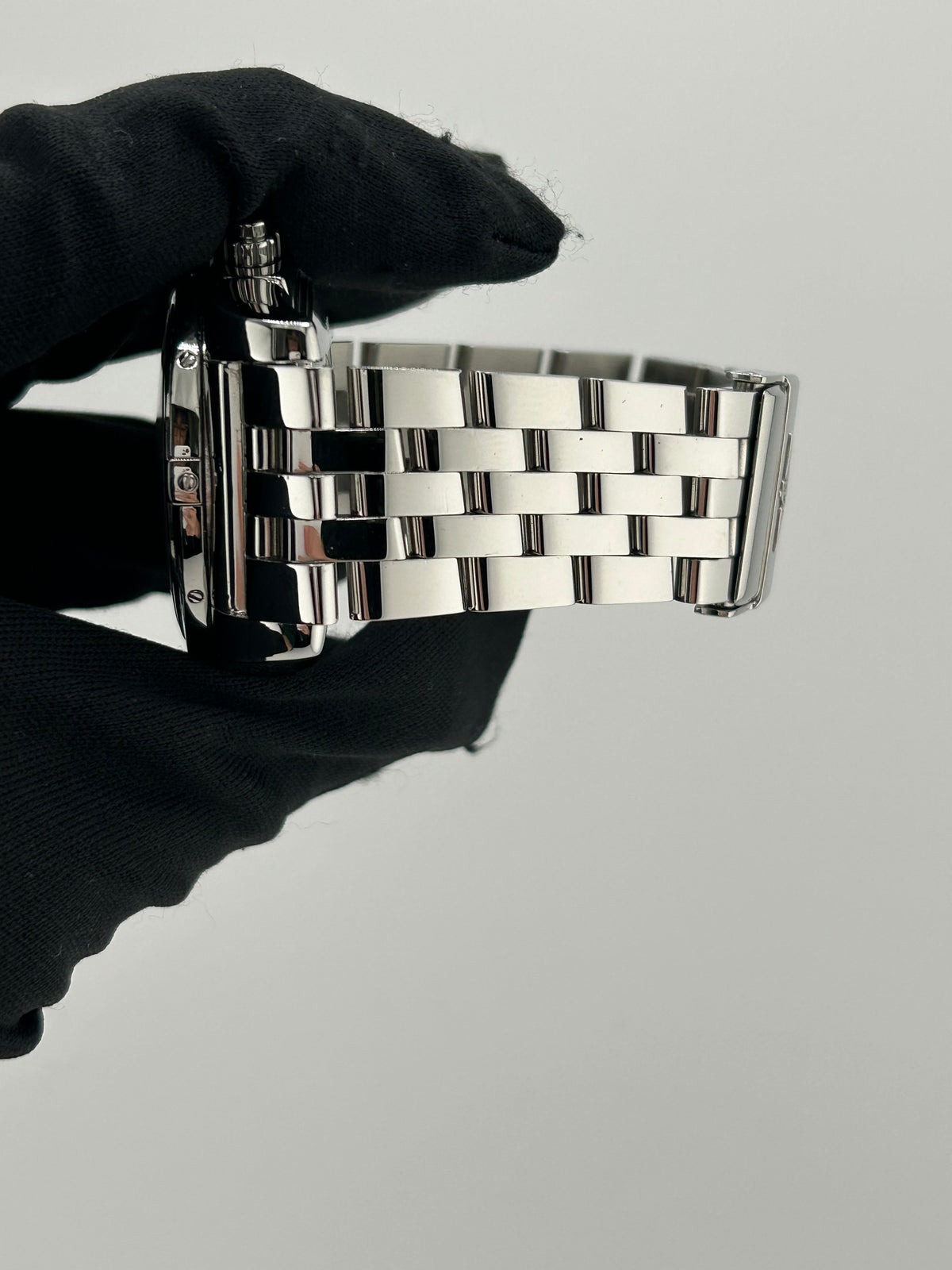 Breitling Chronomat Black Roman Dial on Stainless Steel Bracelet Ref. AB011012 Complete 2014 — view 5