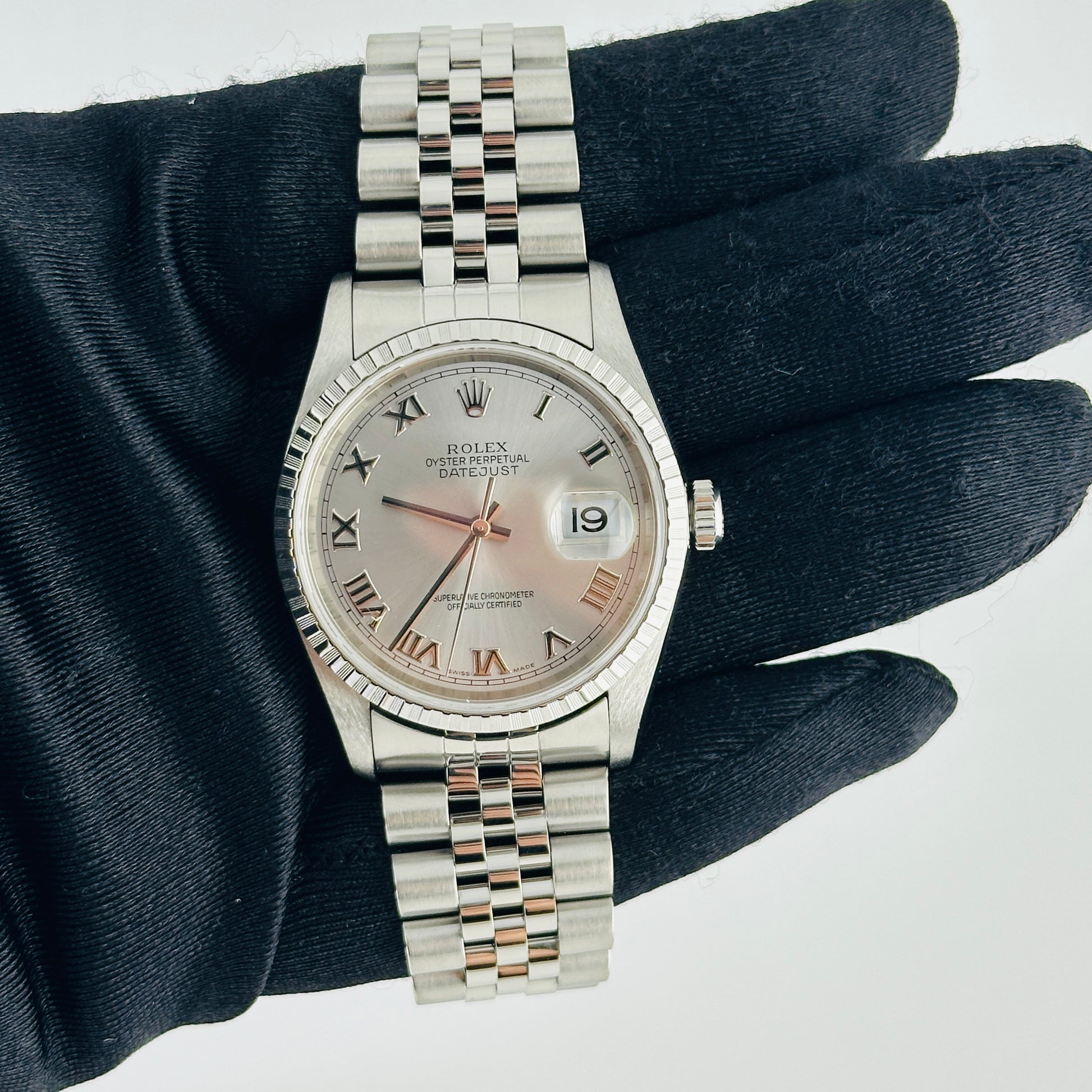 Rolex Datejust Grey / Roman Numerals Dial on D Link Jubilee Ref. 16220 2006 — view 2
