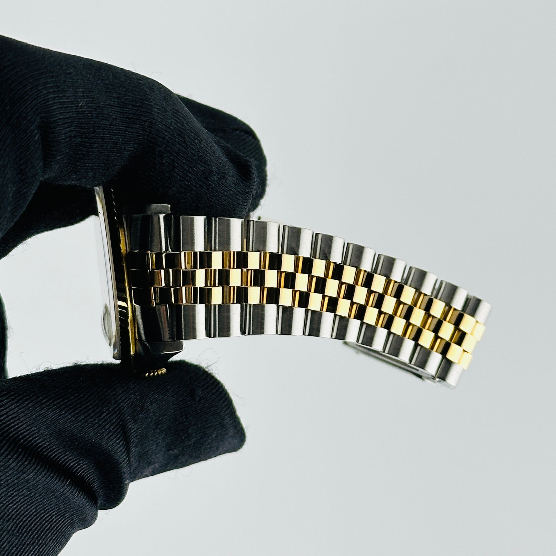 Rolex Datejust Anniversary Factory Diamond Dial Dial on D Link Jubilee Ref. 16233 Papers 2002 — view 5