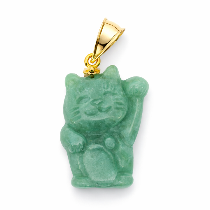 Colgante YG de jade con gato de la suerte en oro de 14k con argolla