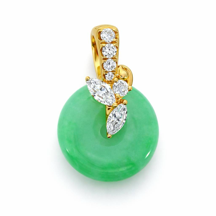 Colgante de oro amarillo de 18K con donut de jade de 0,67 ct y diamantes marquesa y redondos