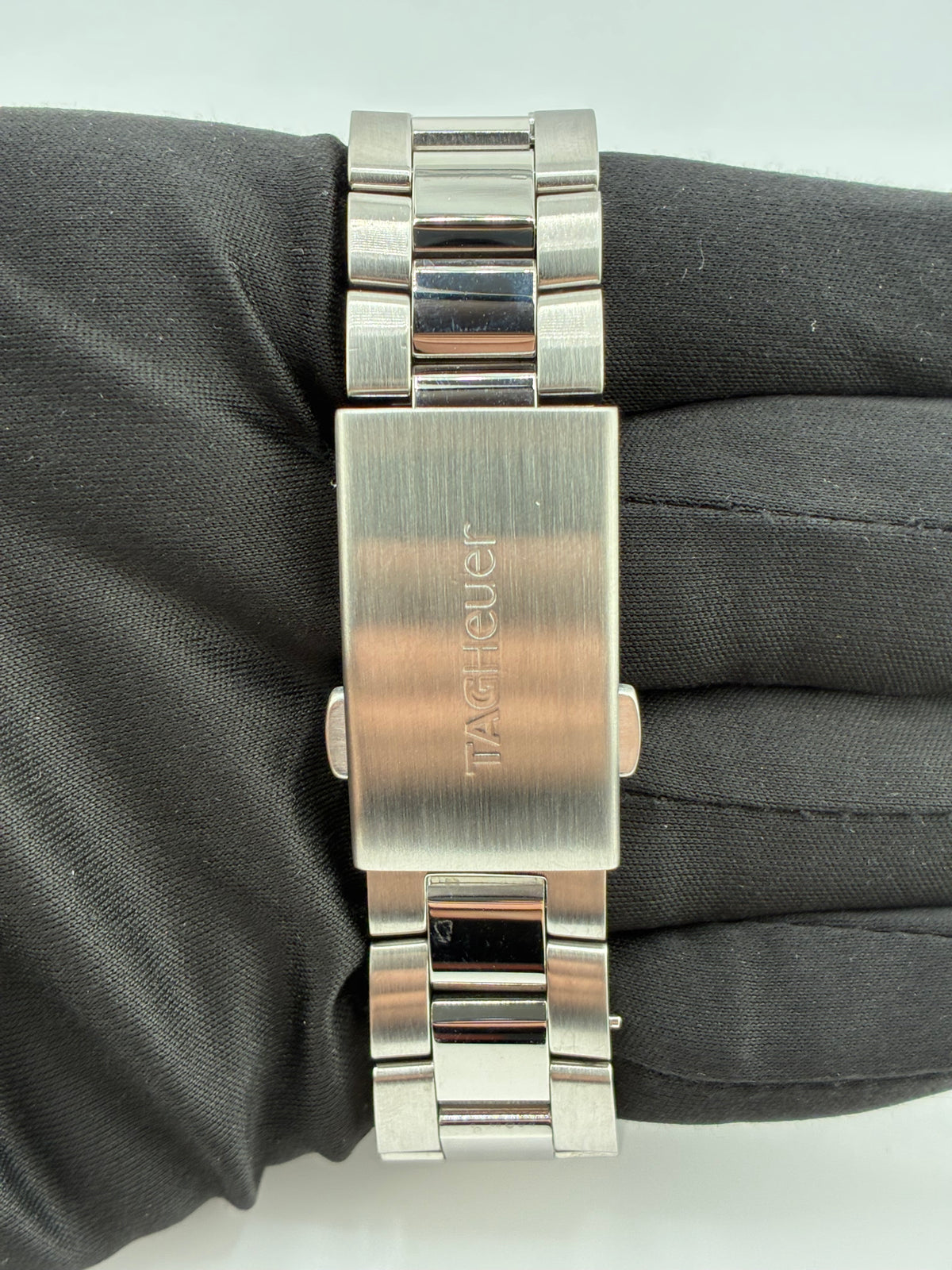 Tag Heuer Aquaracer 300m Black Dial on Stainless Steel Bracelet Ref. CAF2010.BA0815 — view 4