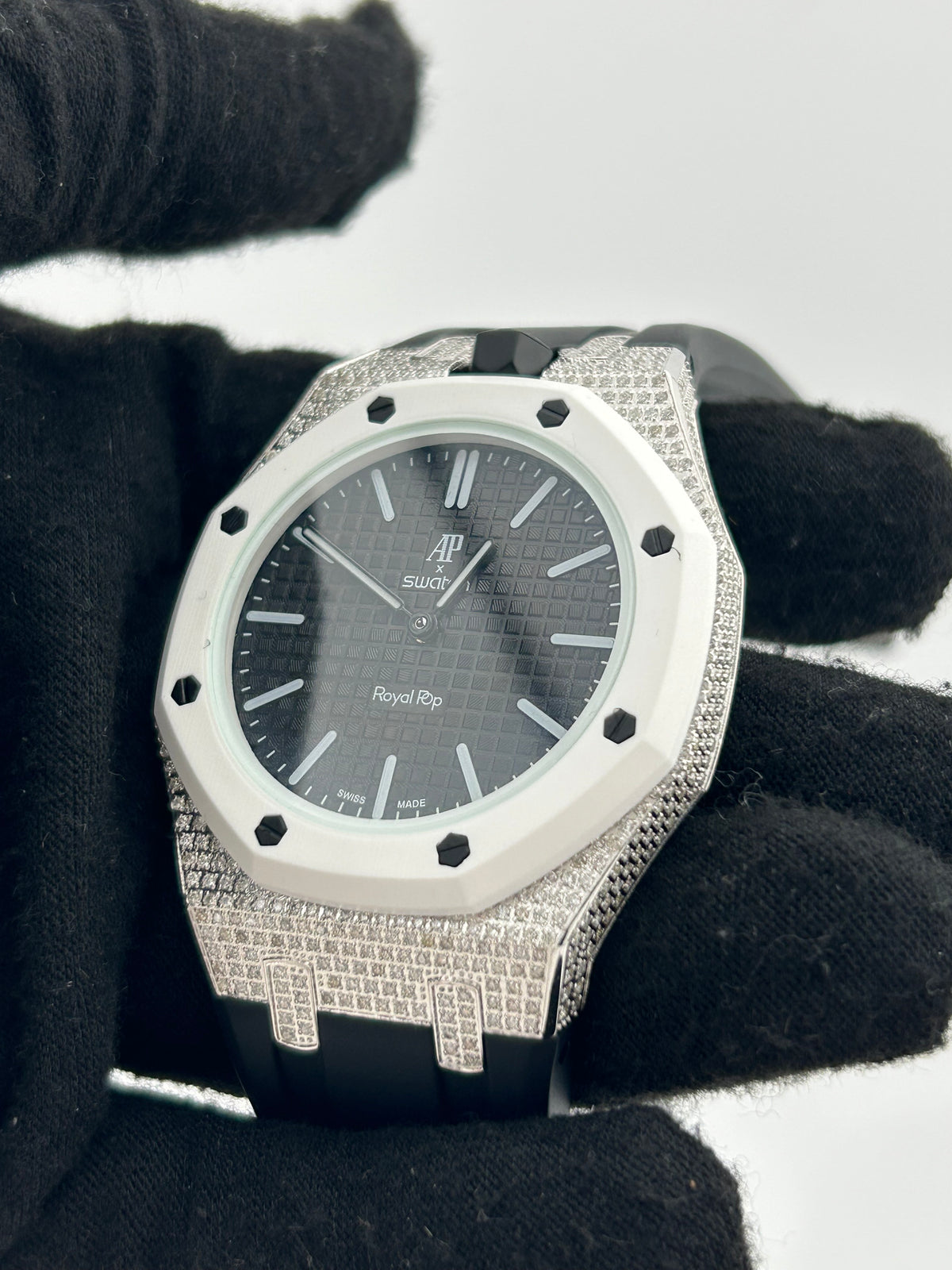 Ademars Piguet X Swatch OTG ROZ Black Dial on Rubber Strap Ref. SSX03J100N Complete 2026 — view 2