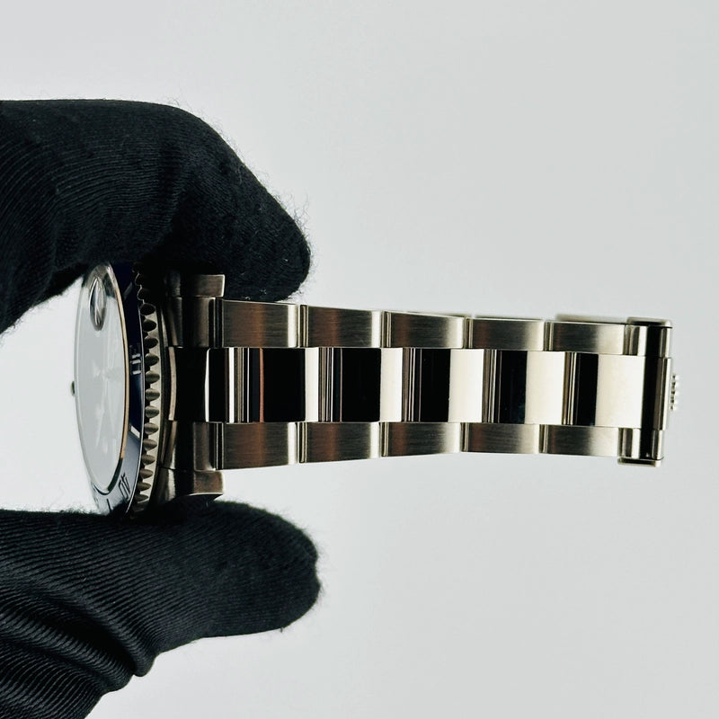 Rolex Submariner Cookie Monster Black Dial on Oyster Ref 126619LB with New Style Card White 2024