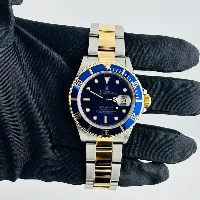 Rolex Submariner Blue Dial on Oyster Ref 16803 with Papers 1988