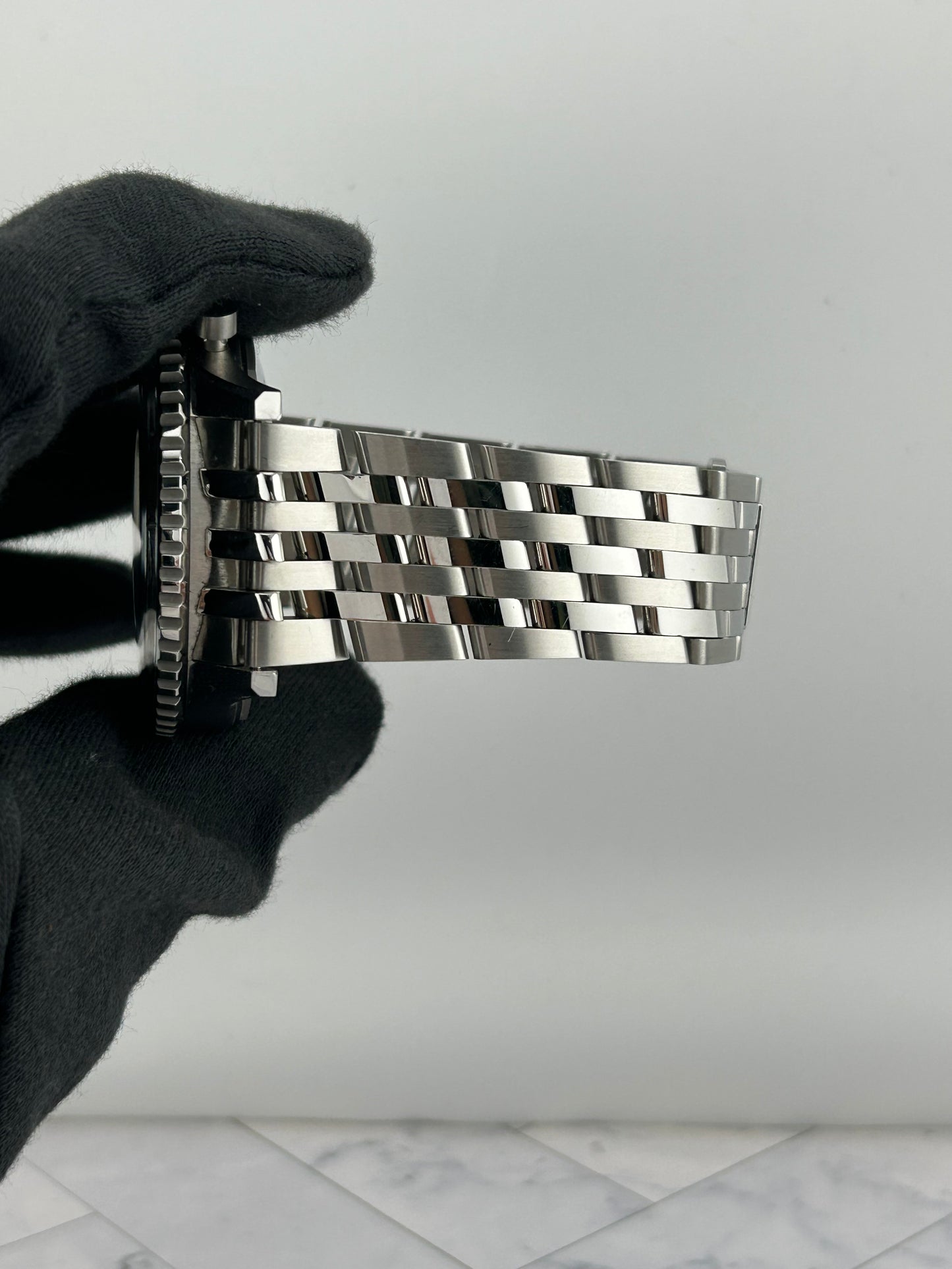 Breitling Navitimer B01 Chronograph Black Dial on Stainless Steel Bracelet Ref. AB0137211B1A1 Card 2024 — view 5