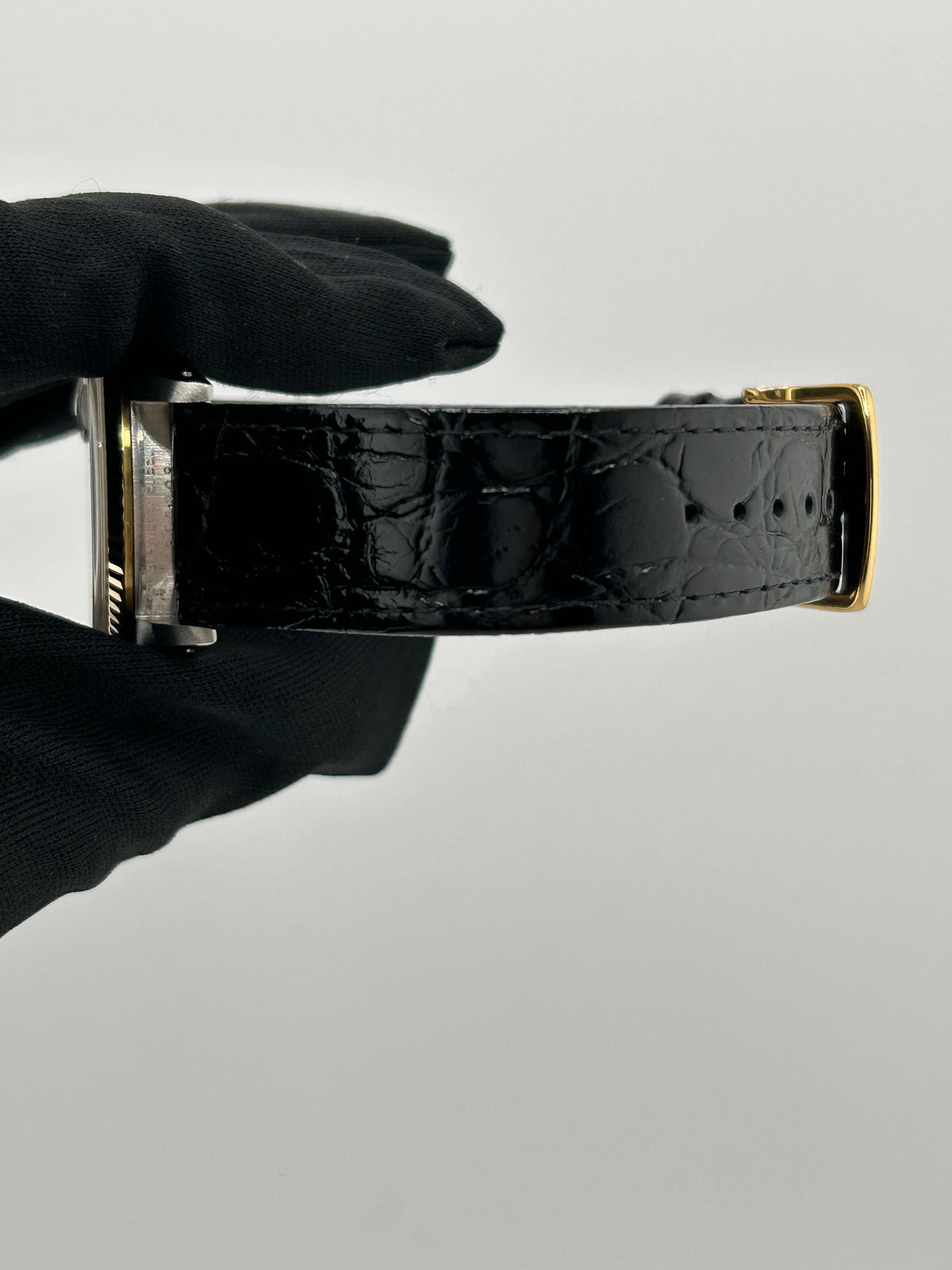 Rolex Datejust 36 Champagne Diamond Dial on Generic Black Leather Strap Ref. 16233 1989 — view 5
