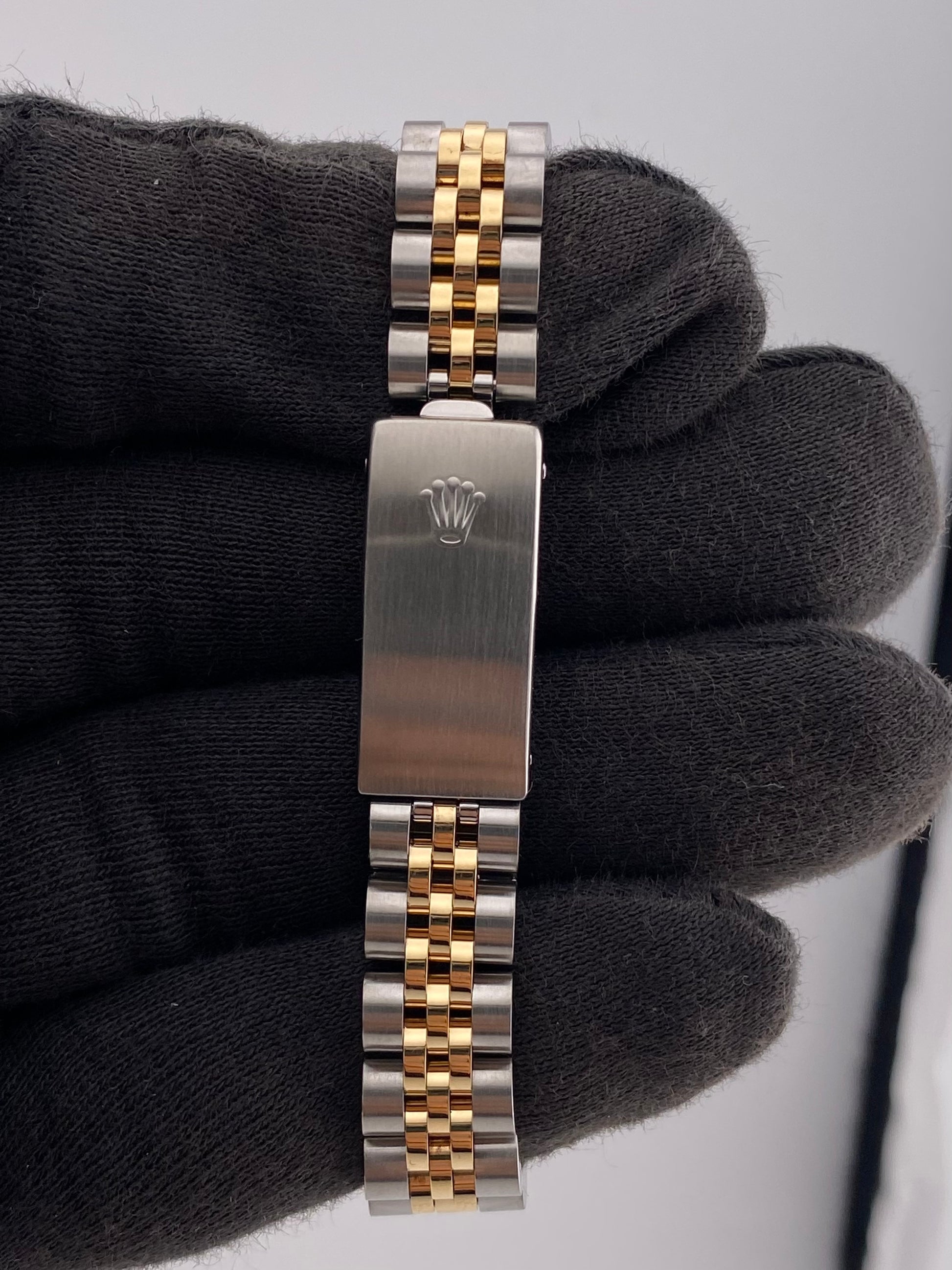 Rolex Datejust Lady Champagne Stick Dial on Jubilee Ref. 69173 Open Date — view 4