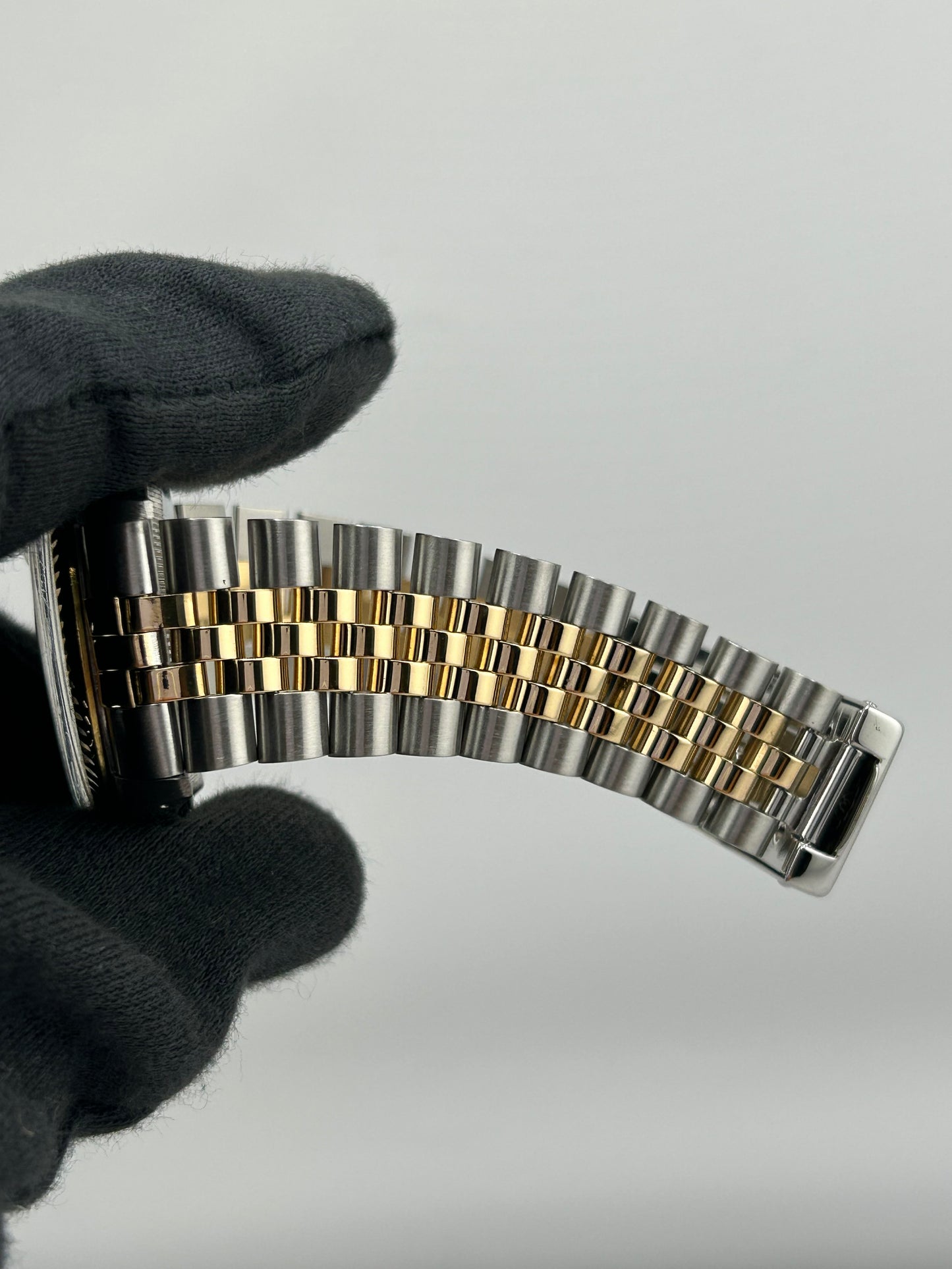 Rolex Datejust Champagne Diamond Dial on D Link Jubilee Bracelet Ref. 16013 Papers Open Date — view 6
