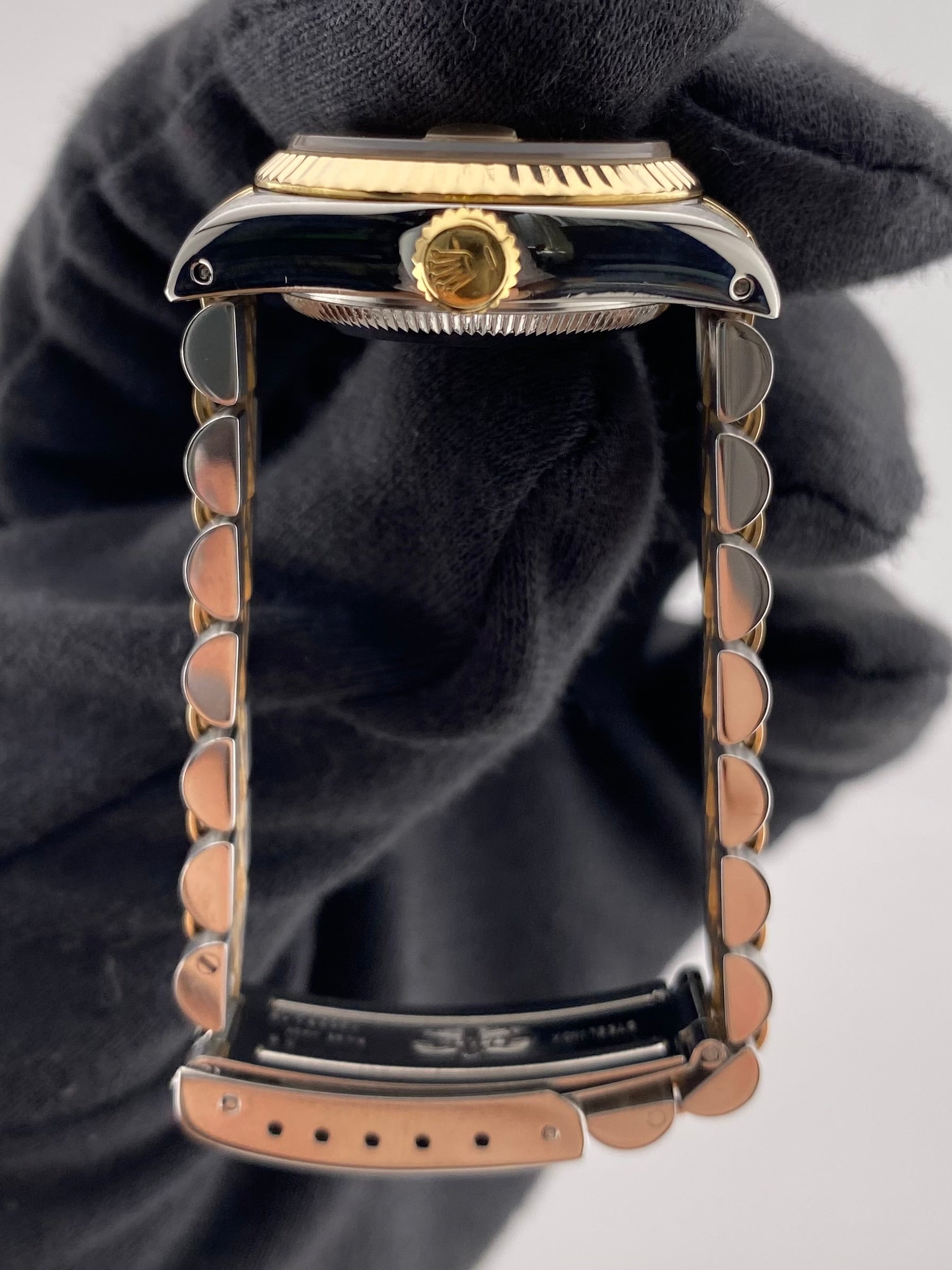 Rolex Datejust Lady Champagne Stick Dial on Jubilee Ref. 69173 Papers Open Date — view 6