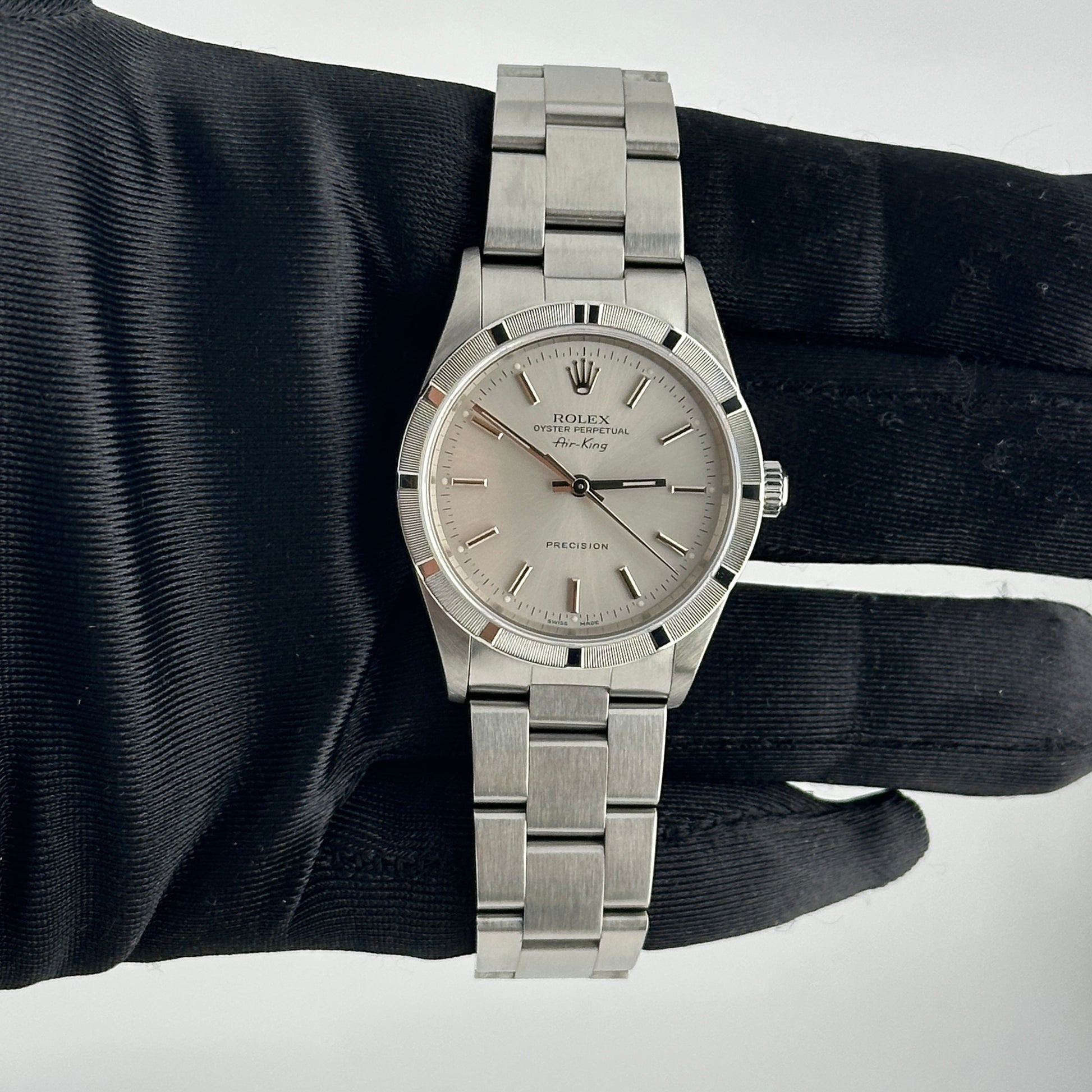 Rolex Air-King Silver Dial on Oyster Ref. 14010 Papers 2002 — view 2