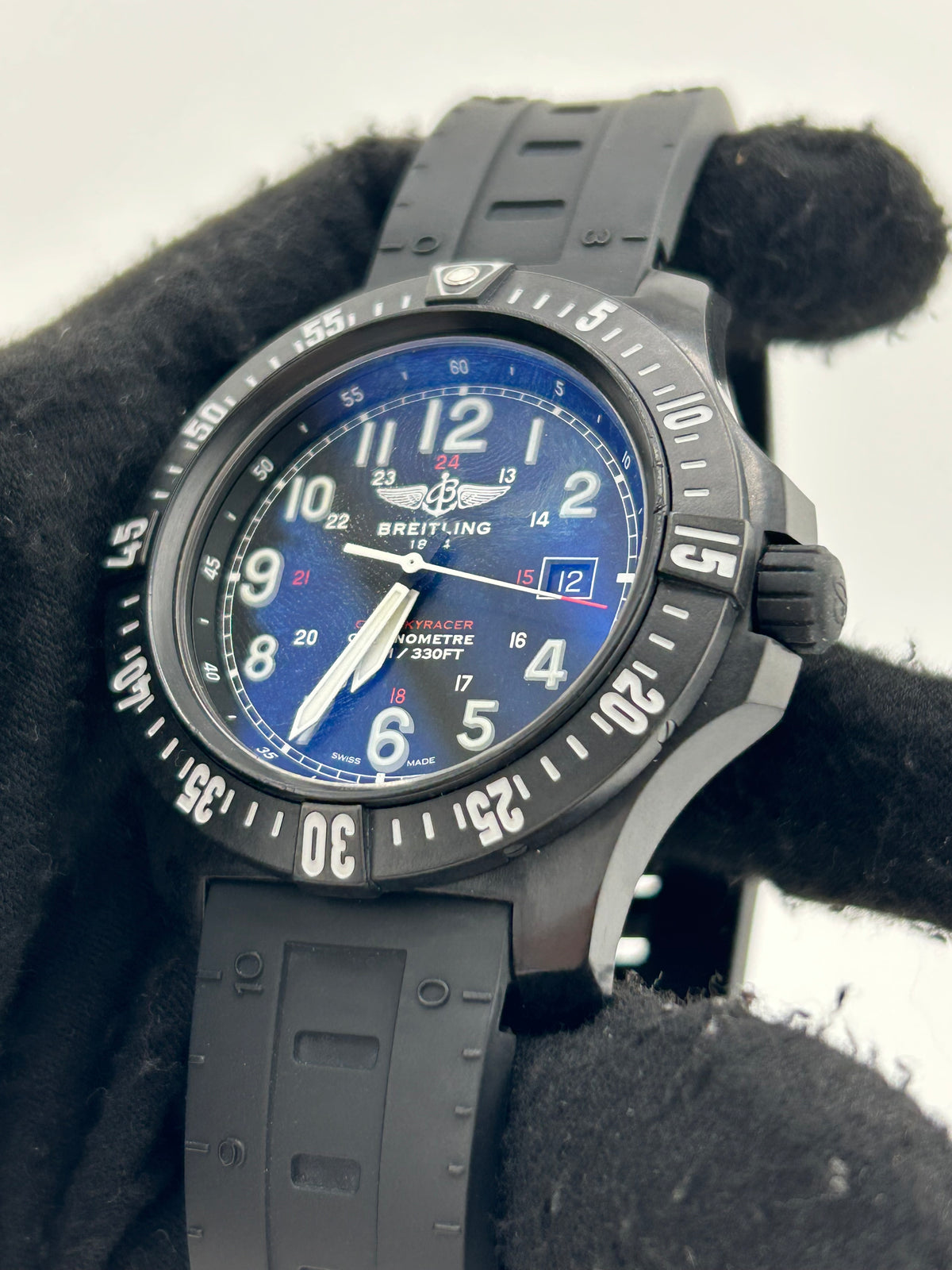 Breitling Colt Skyracer Black Arabic Dial on Black Rubber Band Ref. X74320 Complete 2017 — view 3