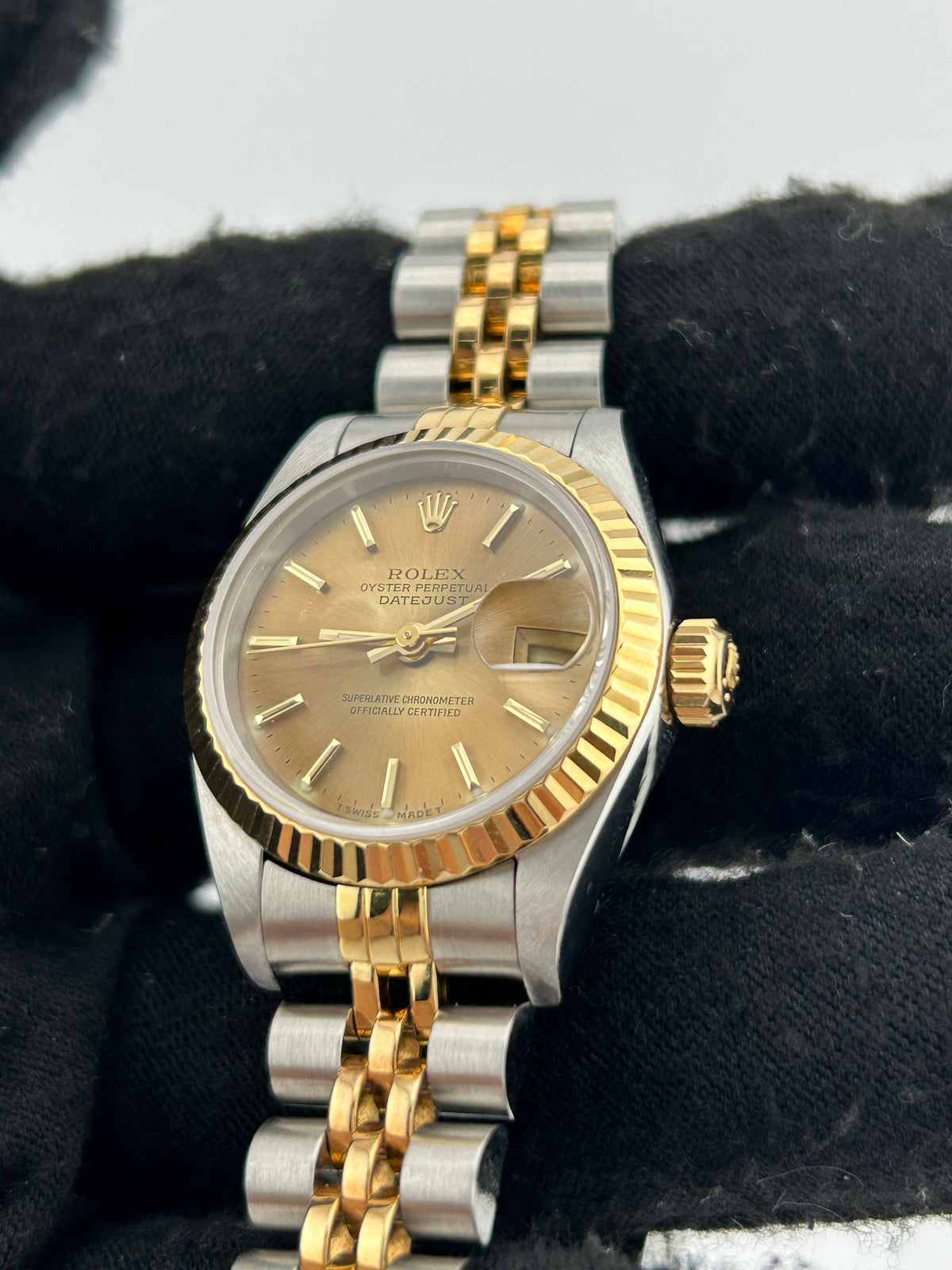 Rolex Datejust Lady Champagne Stick Dial on 2 Tone Jubilee D Link Bracelet Ref. 69173 Card 2020 — view 3