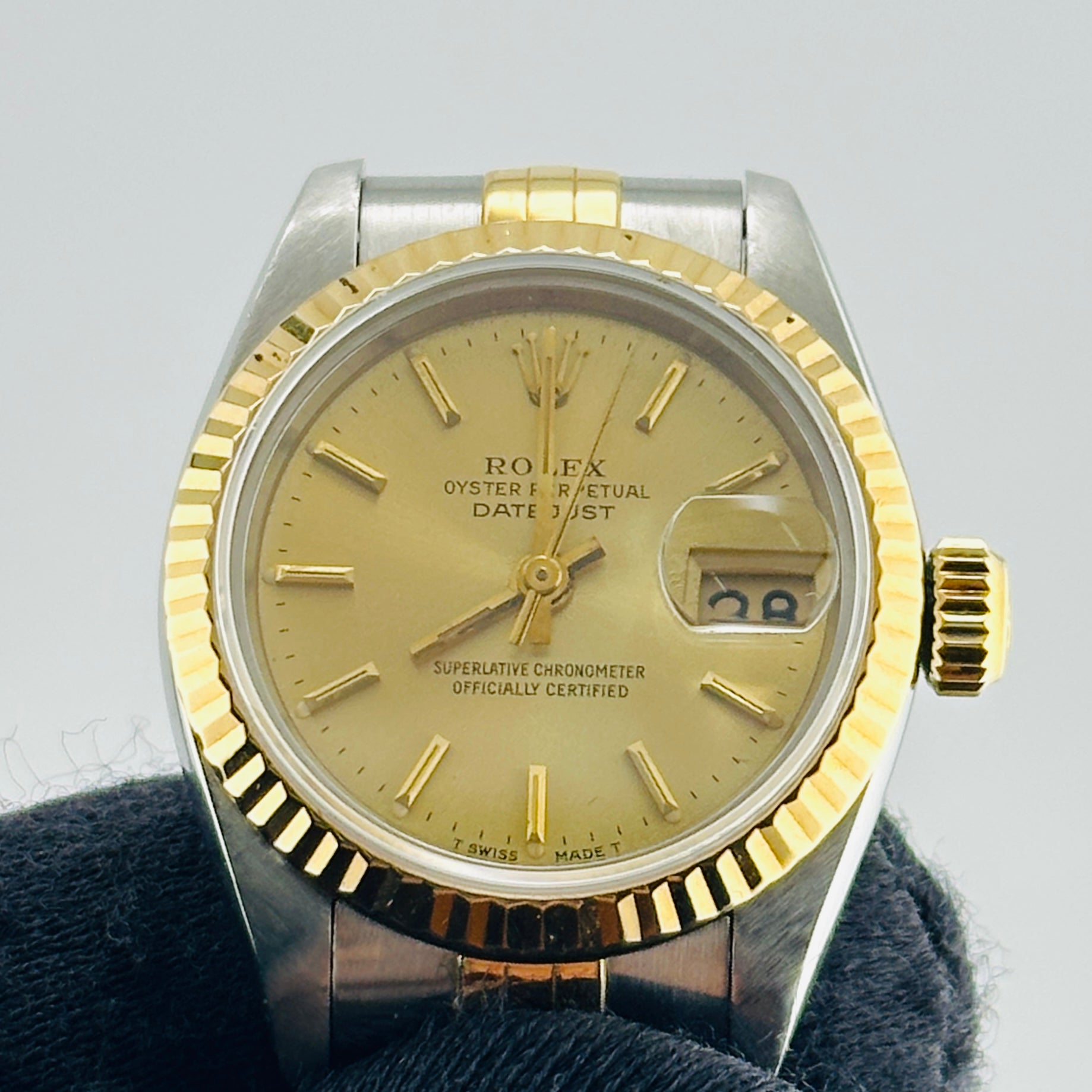 Rolex Datejust Lady Champagne Stick Dial on D Link Jubilee Bracelet Ref. 69173 1993 — view 3