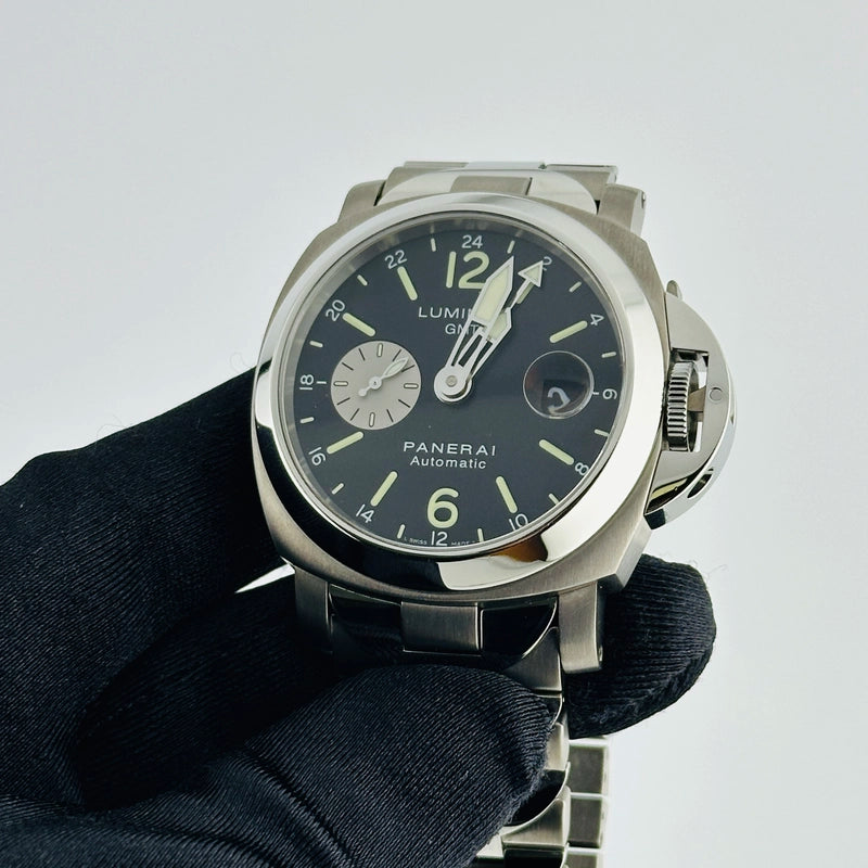 Panerai Luminor GMT Black Dial on Stainless Steel / Titanium Ref PAM00161
