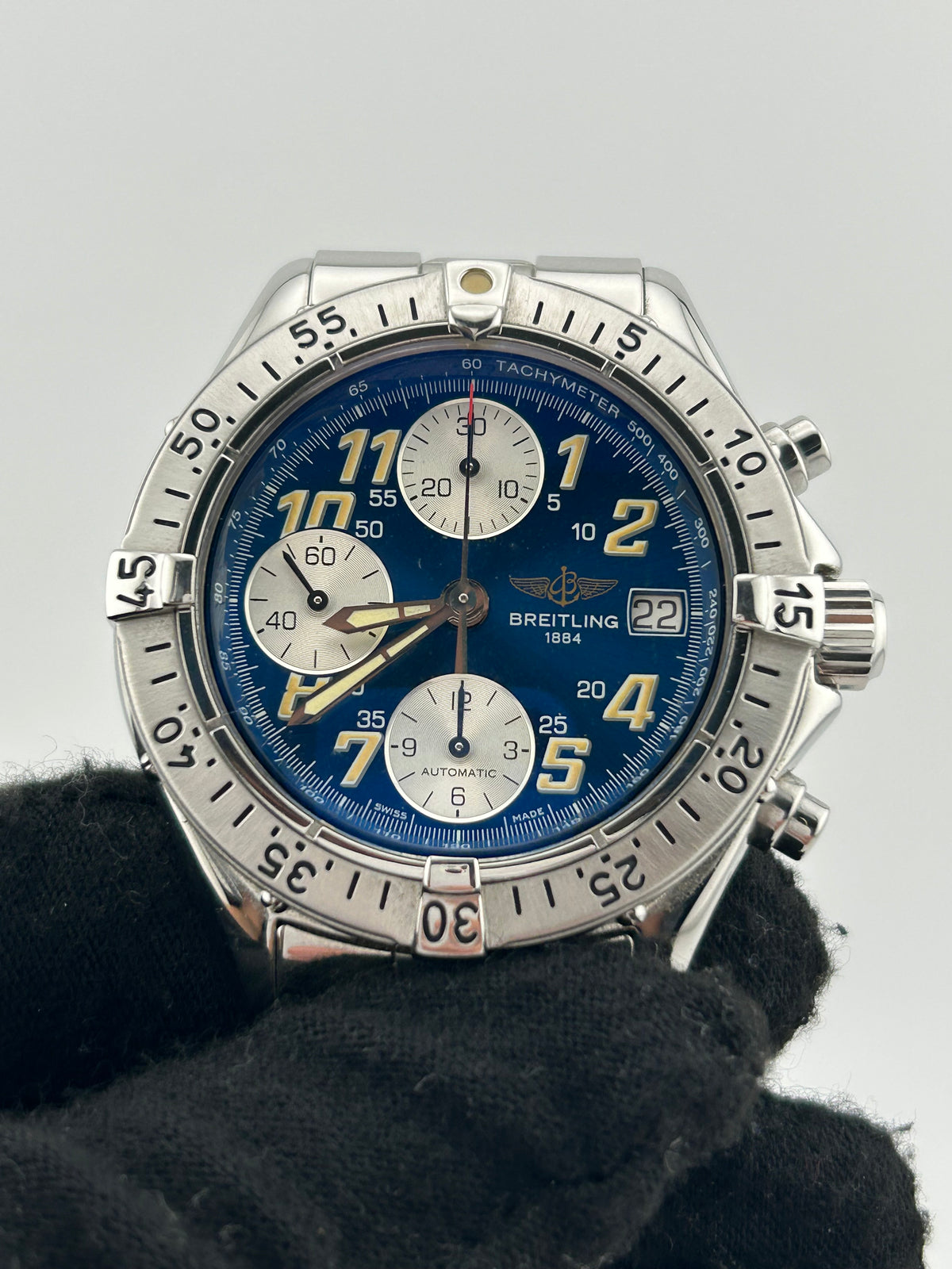 Breitling Colt Chronograph Blue Dial on Stainless Steel Bracelet Ref. A13035/A133C90PFA Complete 1998 — view 3