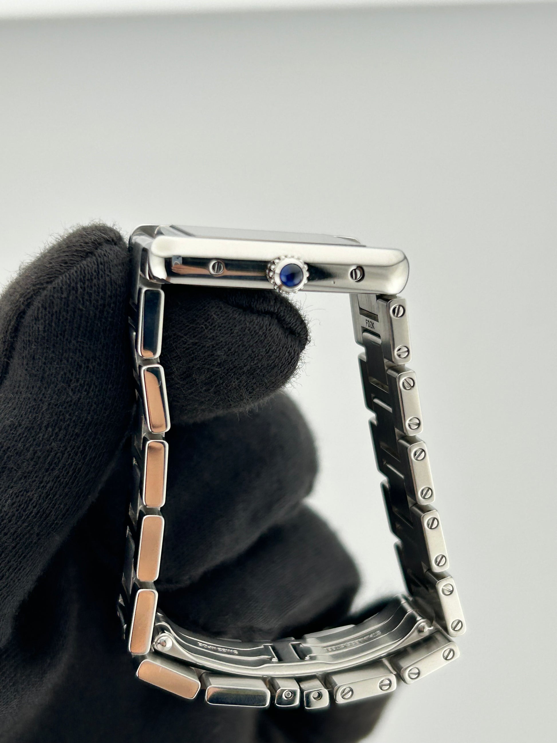 Cartier Tank Solo Silver Roman Dial on Stainless Steel Ref. W5200013 Card 2020 — view 6