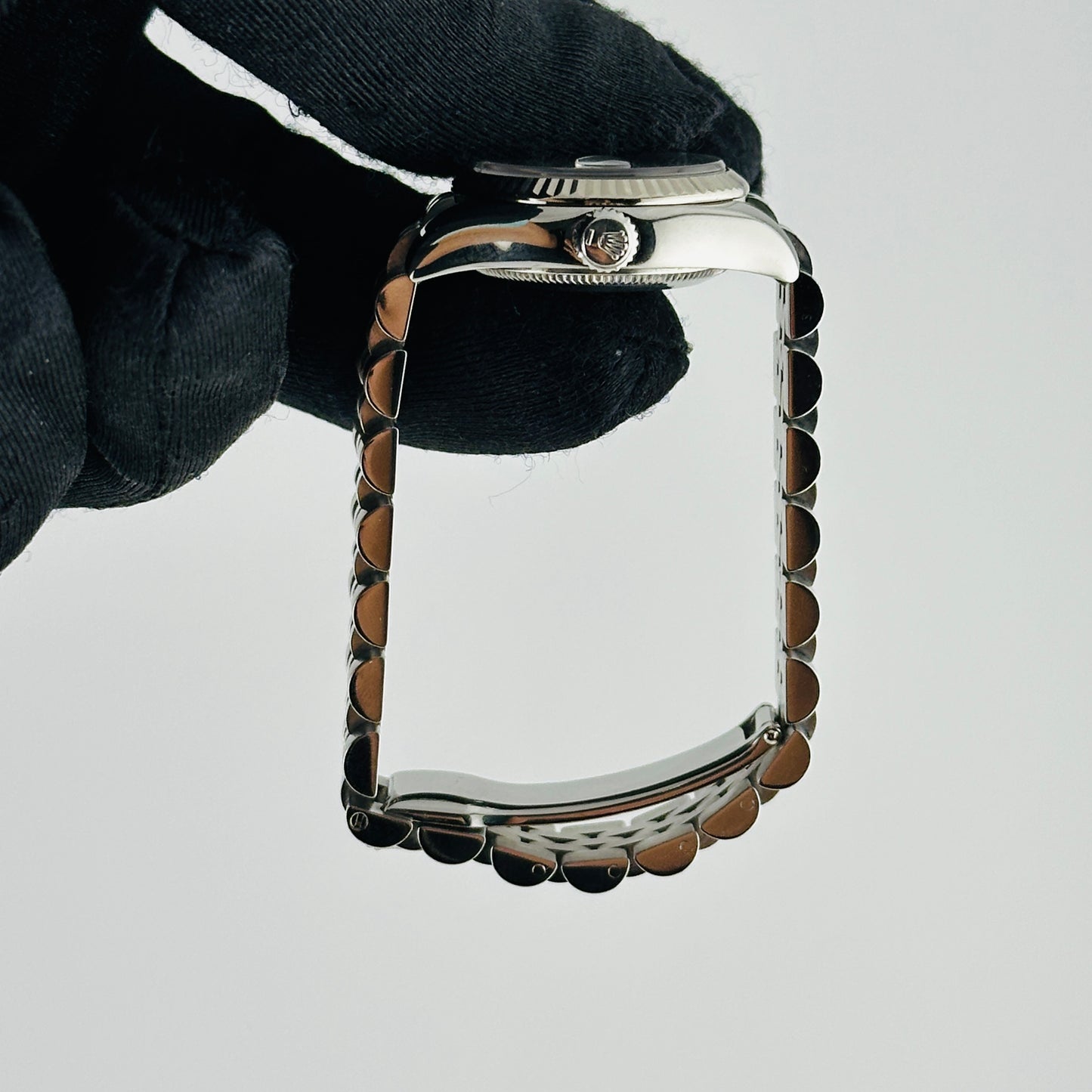 Rolex Datejust Lady White Mop Diamond Dial on Jubilee Hidden Clasp Bracelet Ref. 179174 2006 — view 6