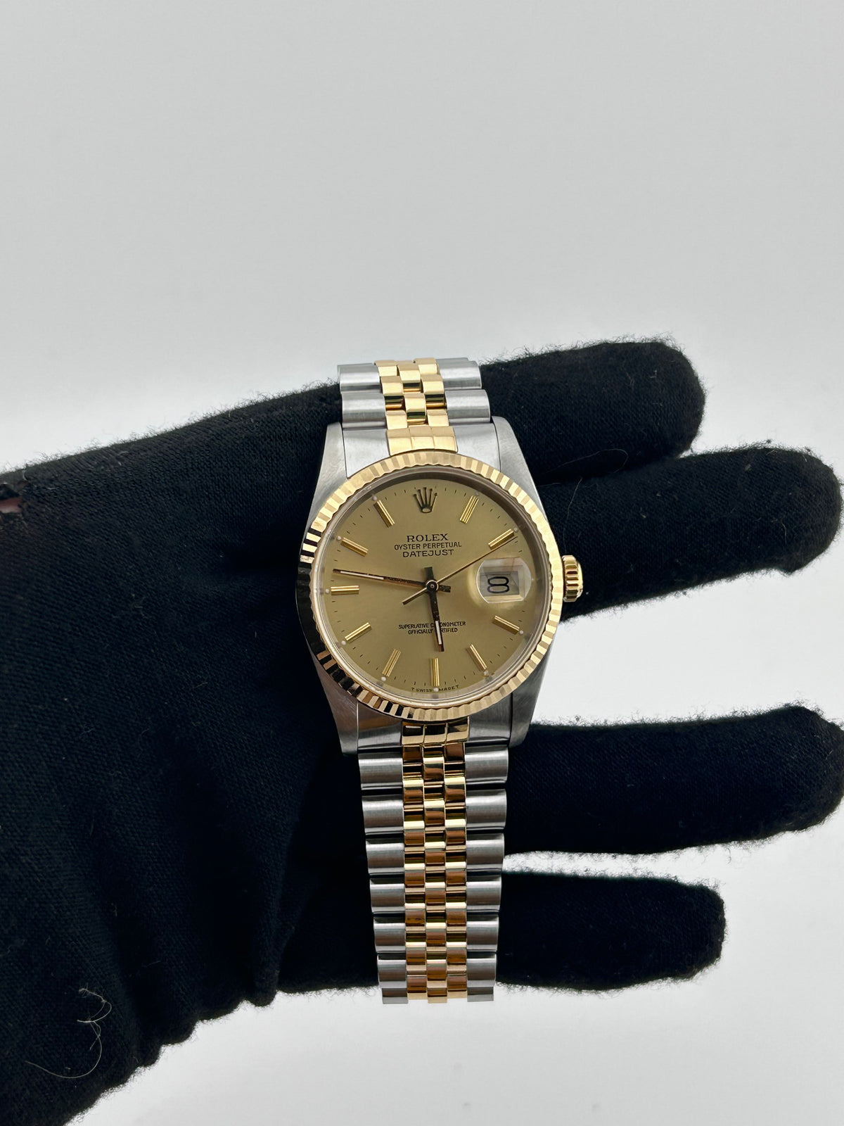 Rolex Datejust 36 Champagne Stick Dial on Jubilee Ref. 16233 Papers 1989