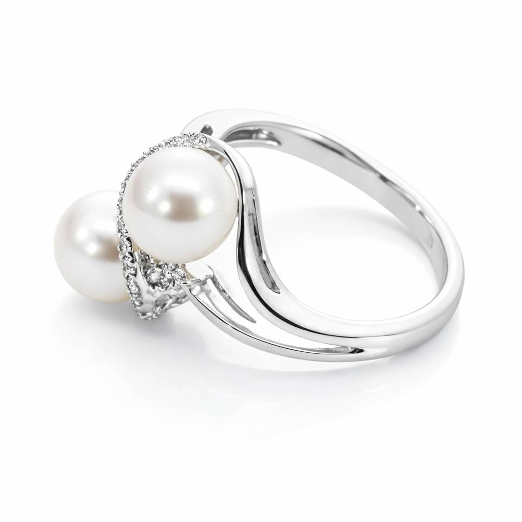 Anillo de perlas con diamantes de 0,17 CT de oro blanco de 18K