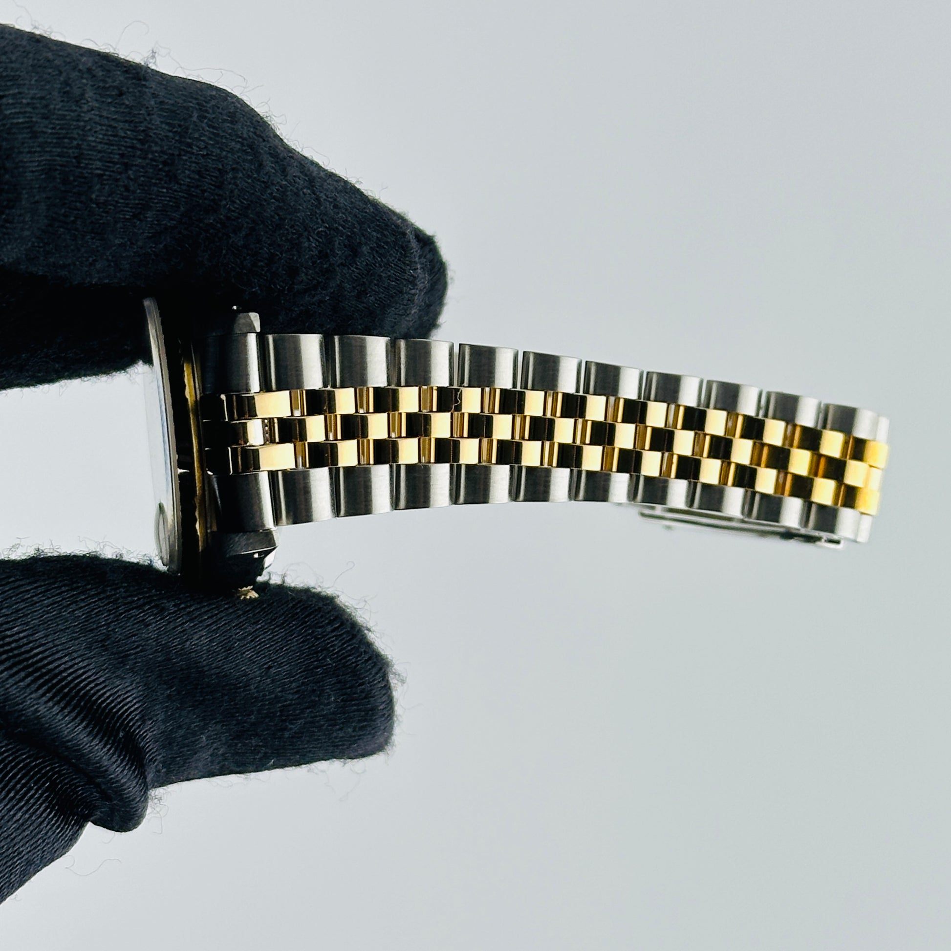 Rolex Datejust Champagne Stick Dial on D Link Jubilee Bracelet Ref. 68273 1990 — view 5