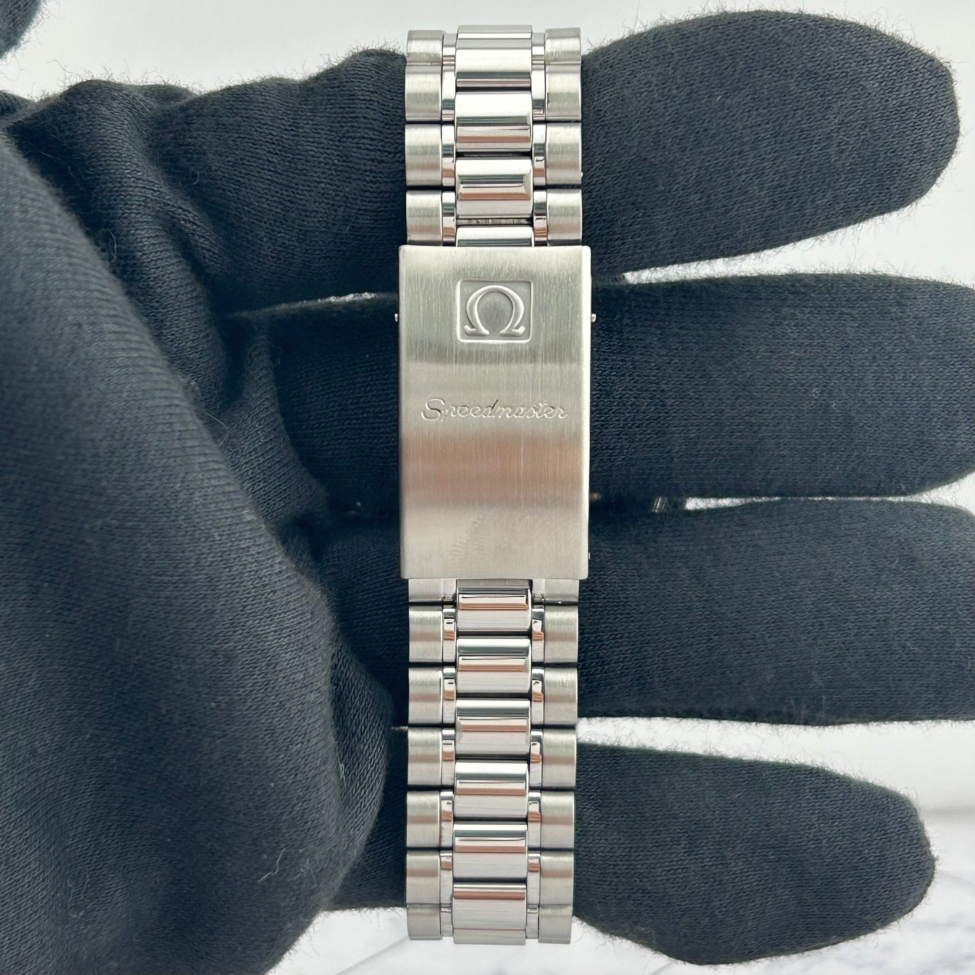 Omega Speedmaster Reduced Black Dial on Stainless Steel Ref. 3510.5 Card 1994 — view 4