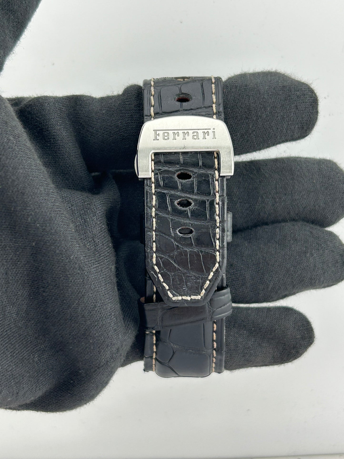 Panerai Ferrari Chrono Rattrappante Black Dial on Leather Strap Ref. FER00005 — view 3
