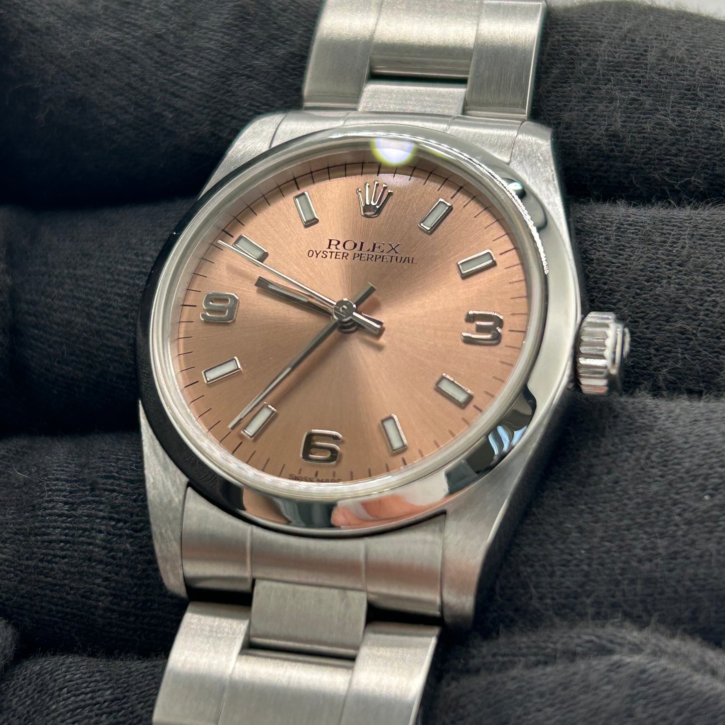 Rolex Oyster Perpetual Salmon Dial on Oyster Bracelet Ref. 67480 1996 — view 2