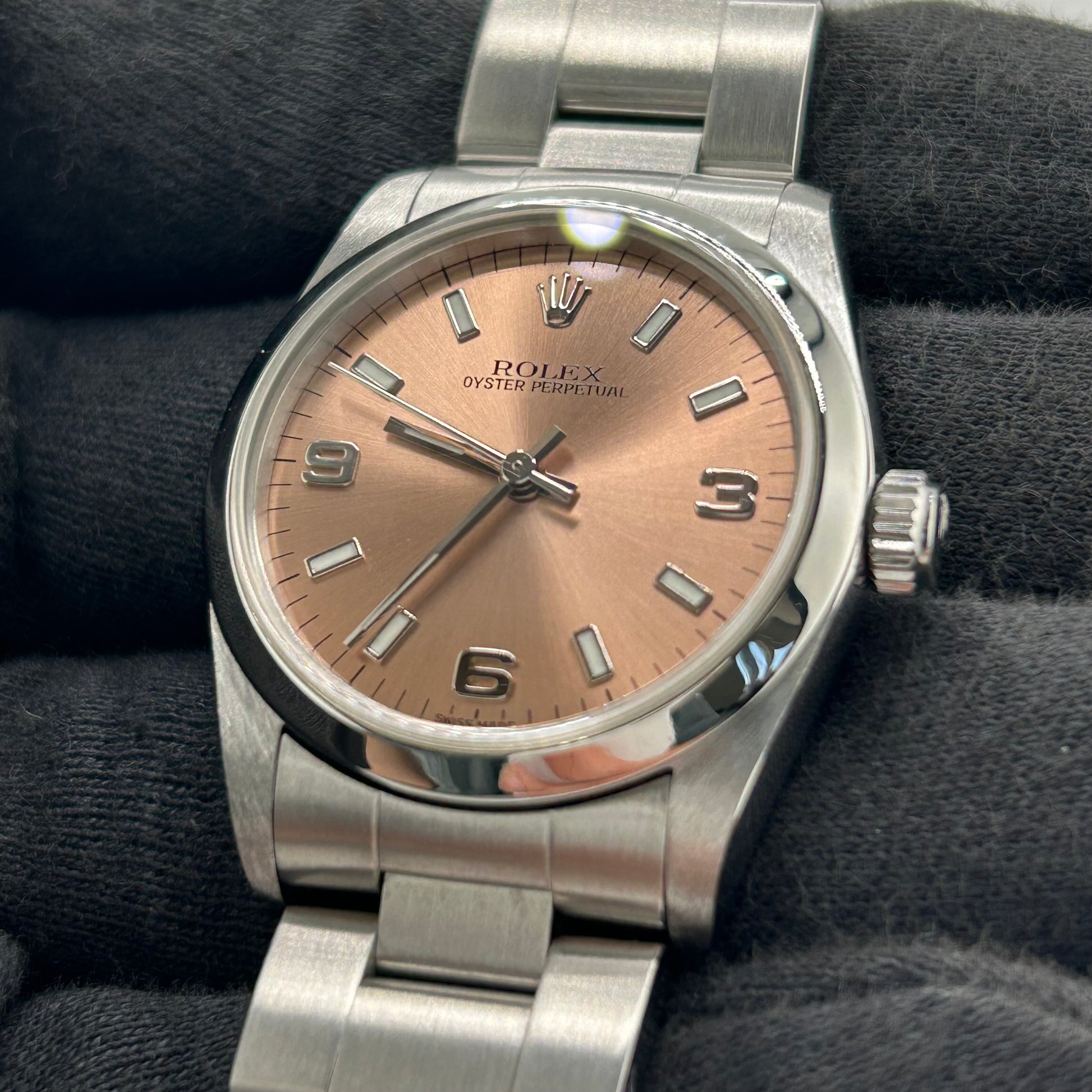 Rolex Oyster Perpetual Salmon Dial on Oyster Bracelet Ref. 67480 1996 — view 2