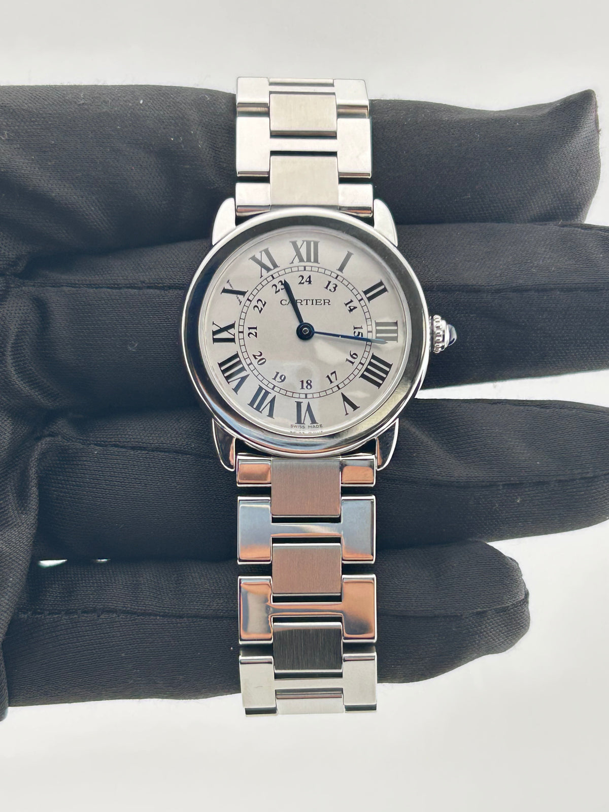 Cartier Ronde Solo Silver Roman Numerals Dial on Stainless Steel Ref. W6701004 Card 2016 — view 2