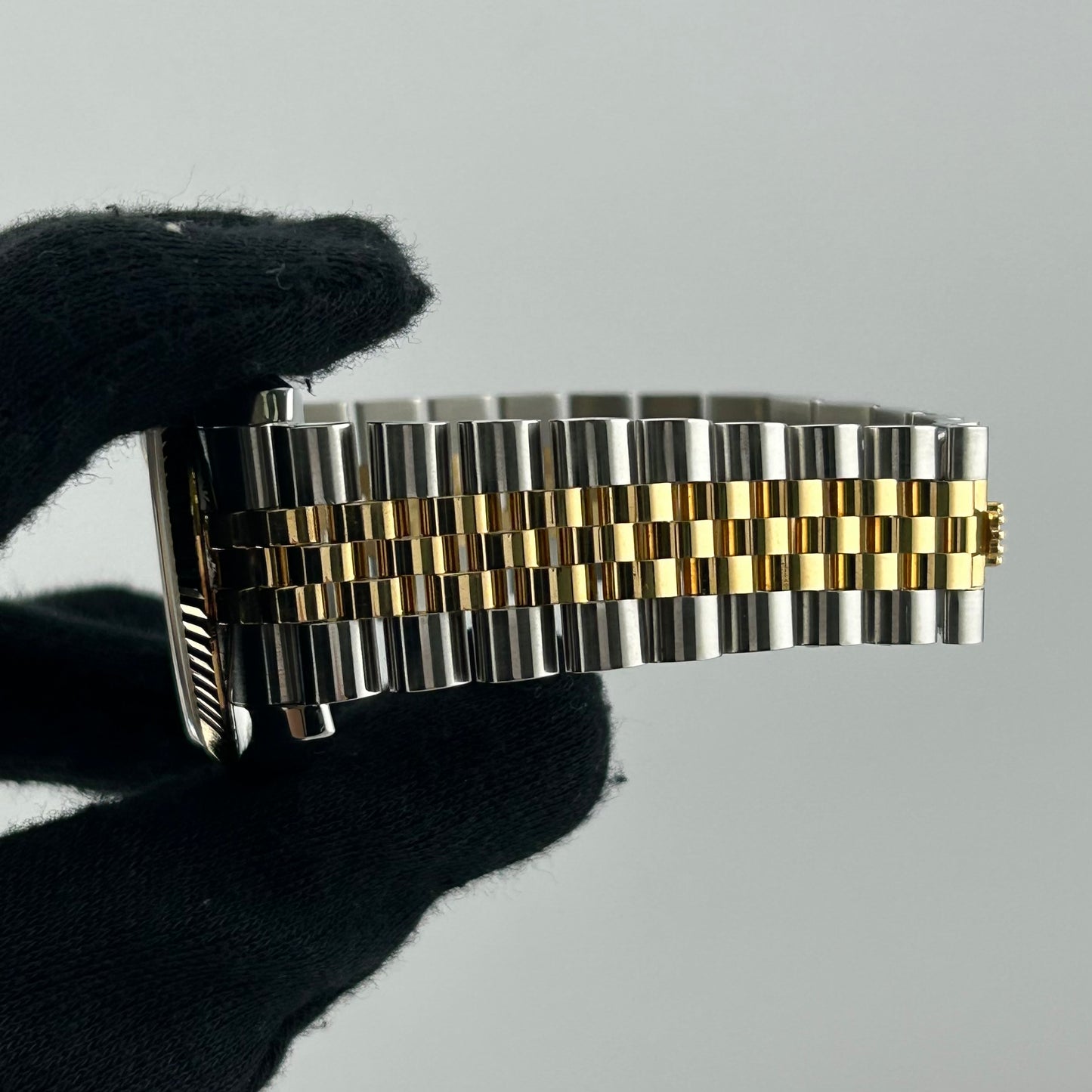 Rolex Datejust Champagne Diamond Factory Dial on D Link Jubilee Ref. 116233 Card 2009 — view 5