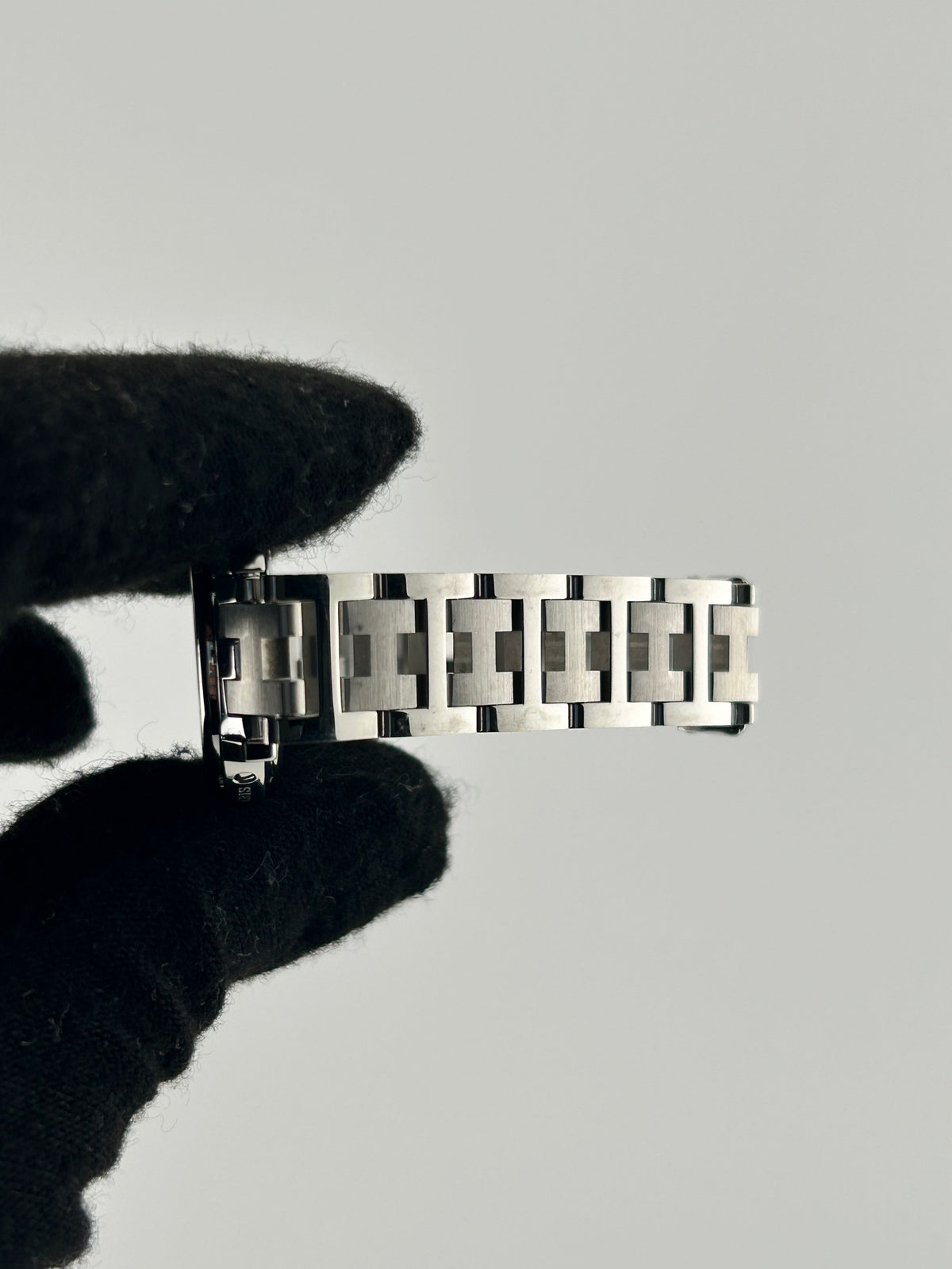 Hermes Clipper Salmon / Arabic Numerals Dial on Stainless Steel Ref. CL4.210 Complete 1999 — view 3