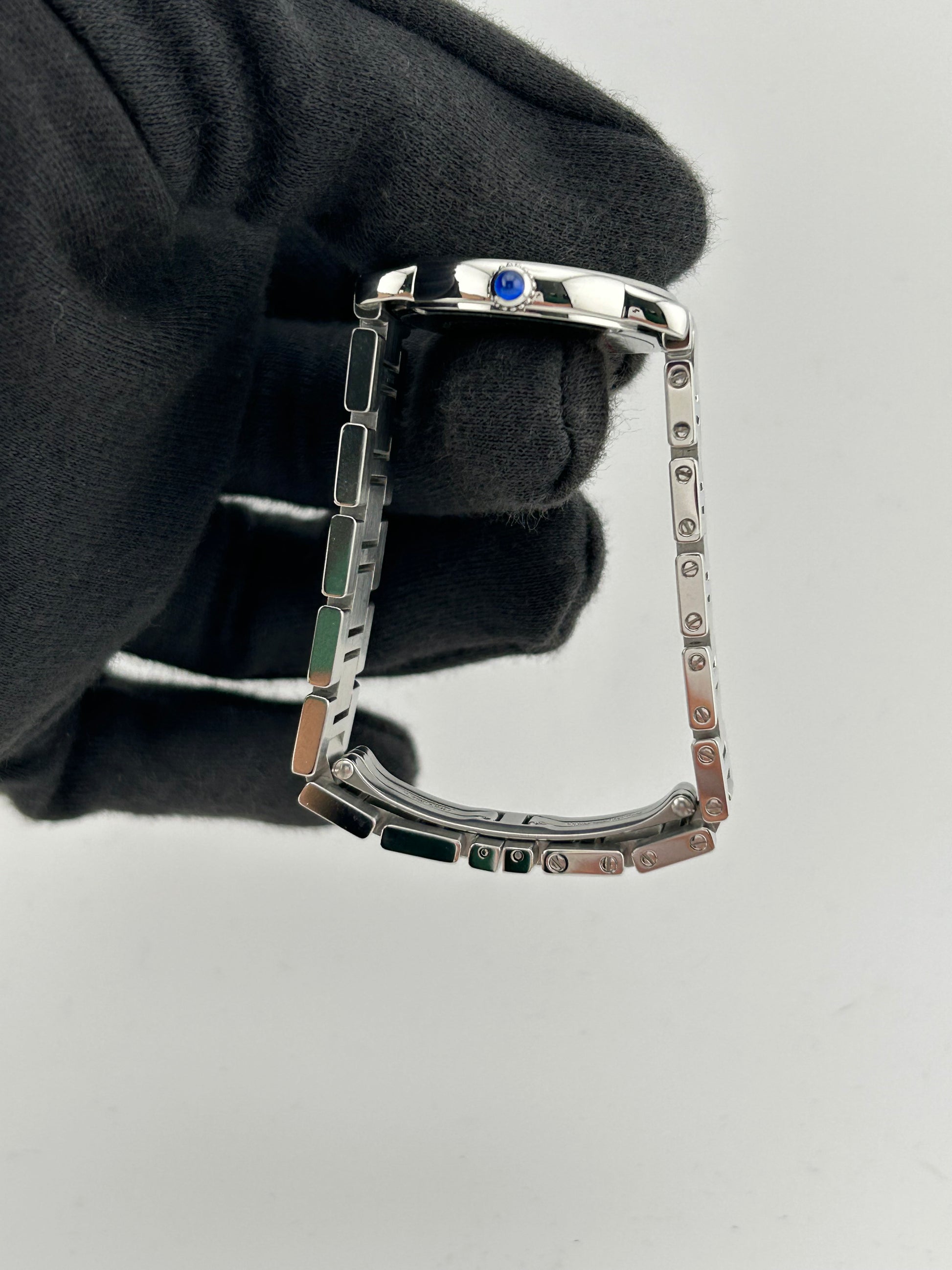 Cartier Ronde Solo de Cartier Silver Roman Numerals Dial on Stainless Steel Bracelet Ref. 2933 Papers 2013 — view 5
