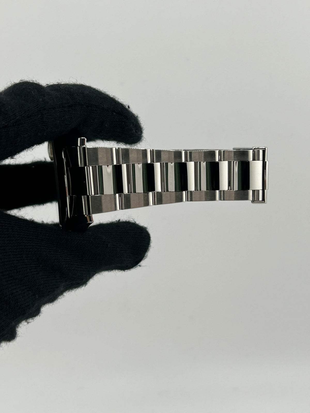 Rolex Date Just Rhodium Dial on Jubilee Ref. 126300 Card 2019 — view 5