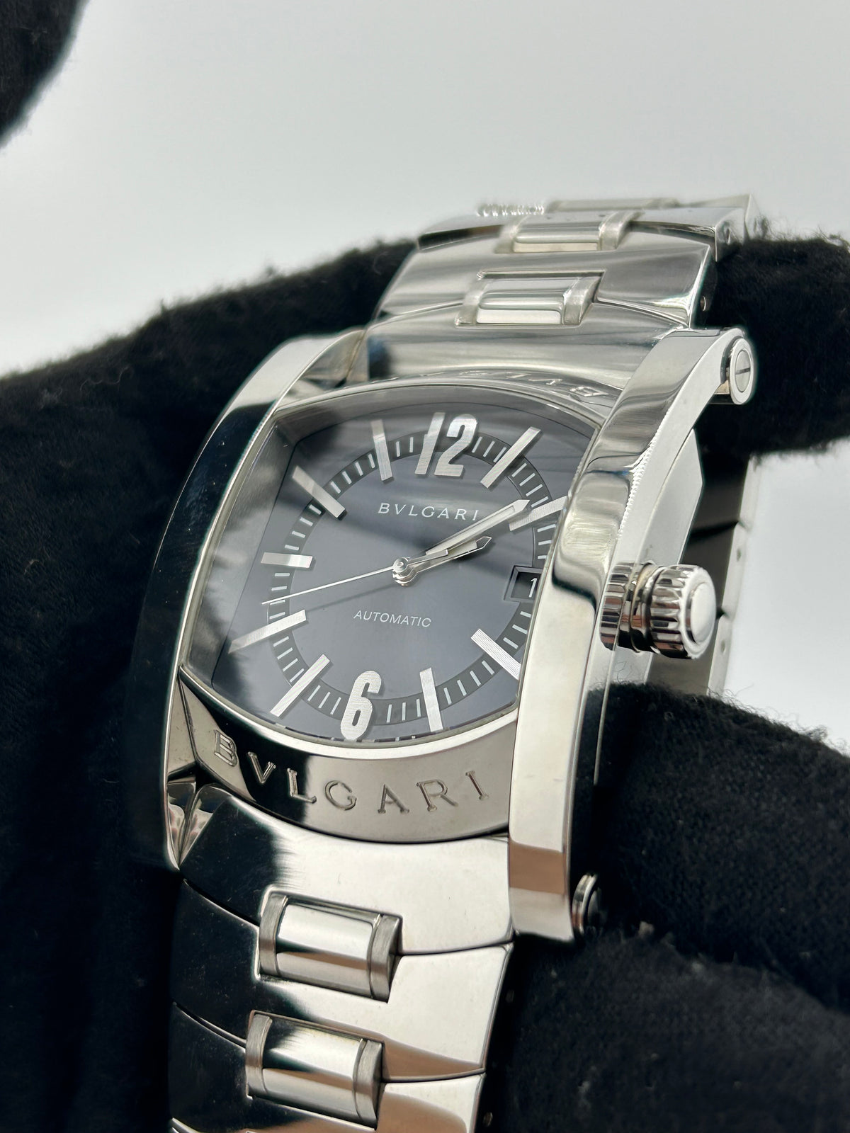Bvlgari Assioma Black Dial on Stainless Steel Bracelet Ref. AA48S/AA48C14SSD Complete 2006 — view 3
