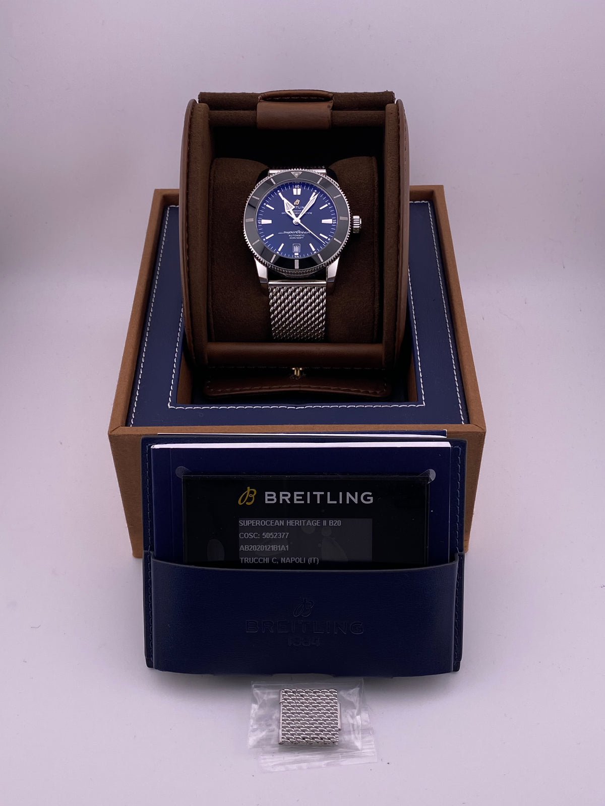 Breitling Superocean Heritage II B20 Black Dial on Stainless Steel Bracelet Ref. AB2020/AB2020121B1A1 Complete 2019 — view 7
