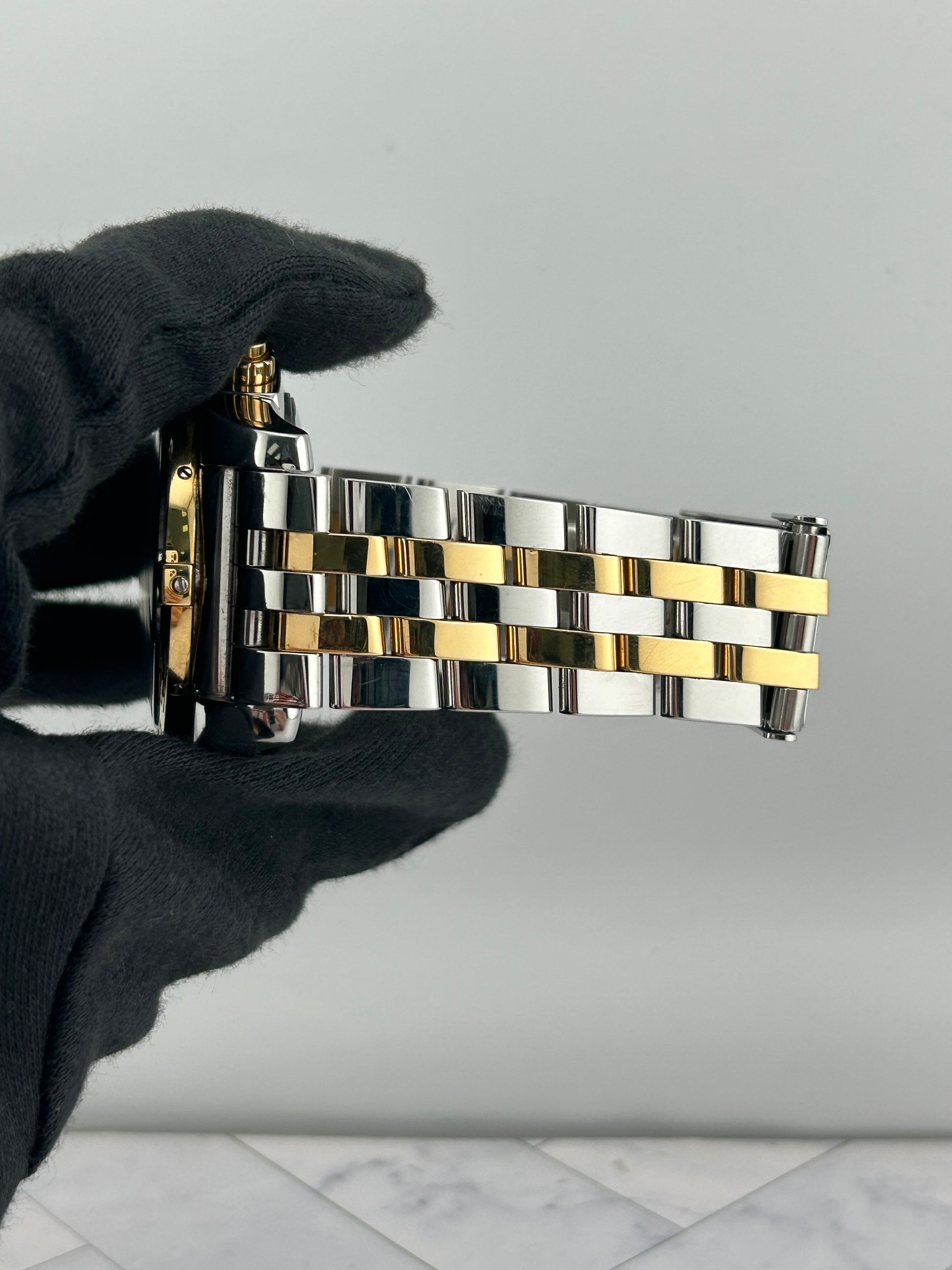 Breitling Chronomat Black Roman Dial on Stainless Steel/Rose Gold Ref. CB0110 Card 2016 — view 5